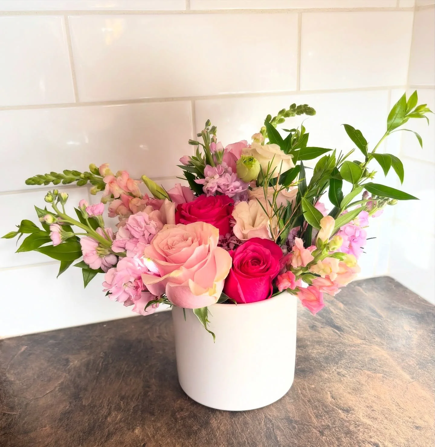 Pretty in Pink ✨

#Riverflorals #calgaryflorist #floristry #floristic #floraldesign