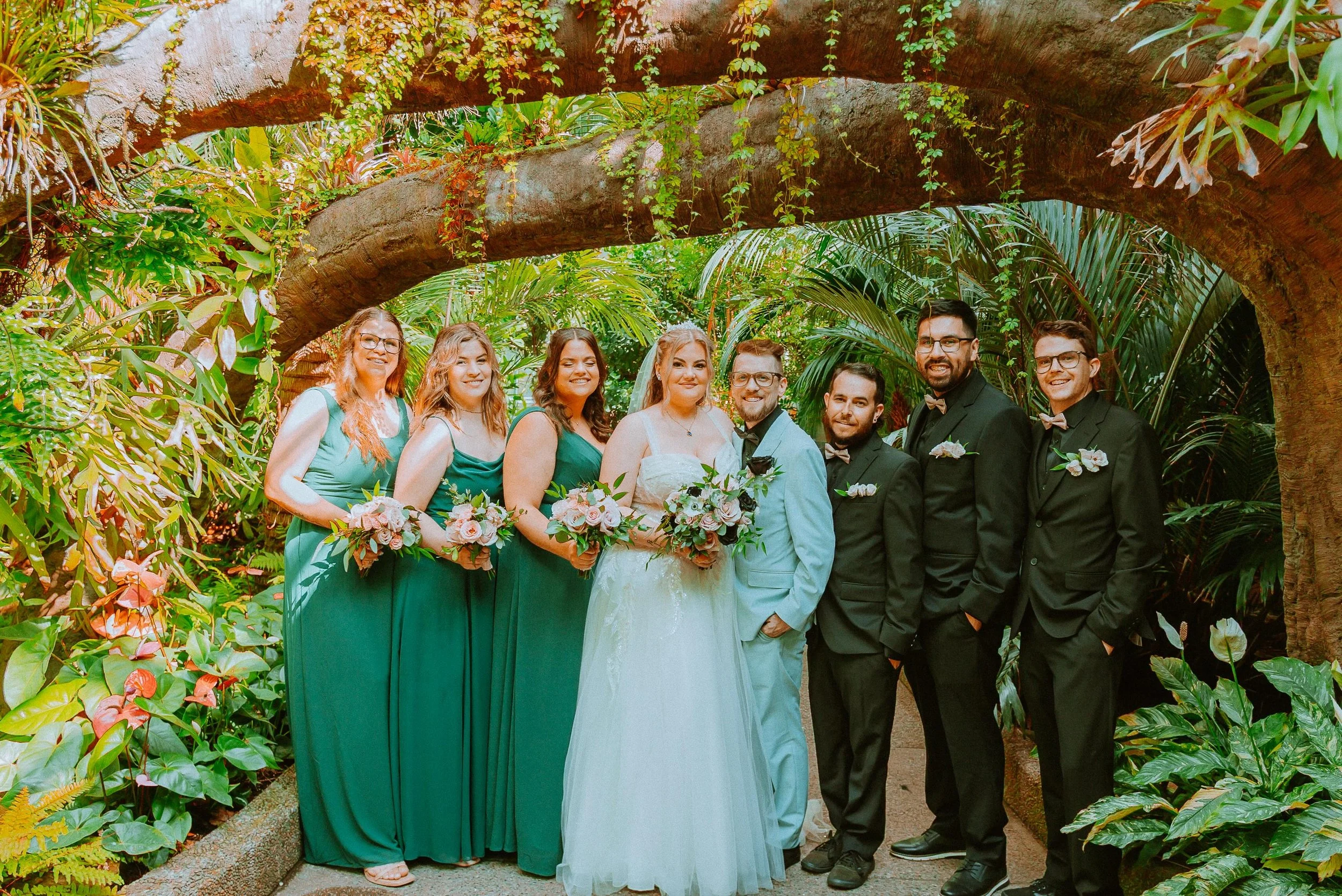 Venue highlight ✨

Want a cost friendly venue with beautiful scenery and need for minimal decor? Look no further than the Calgary  Zoo! Let&rsquo;s admit, show stopping photography backgrounds! 

#calgaryflorist #calgaryweddingflorist #calgarywedding
