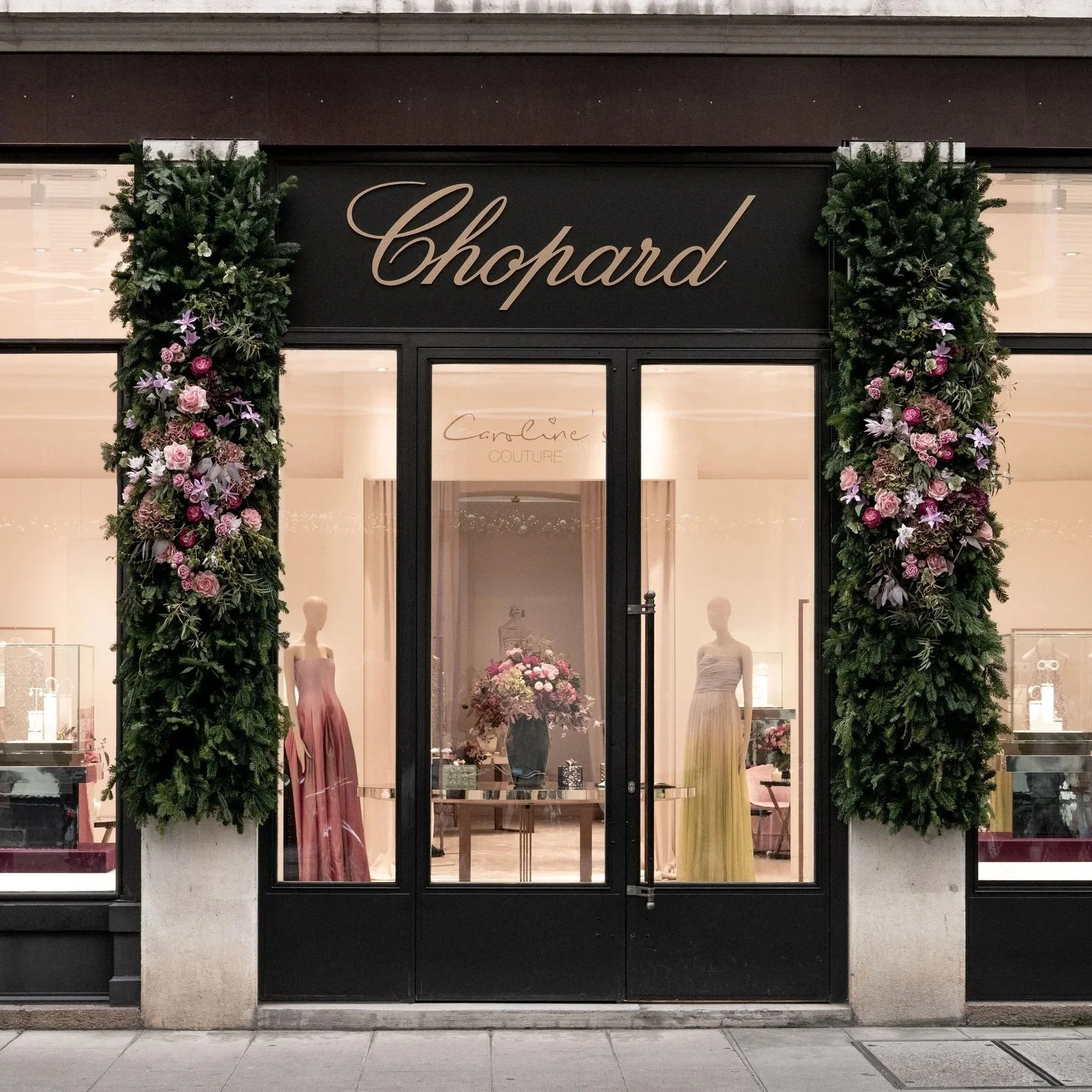 Caroline's Couture - Chopard dévoile sa première boutique éphémère à Geneve 