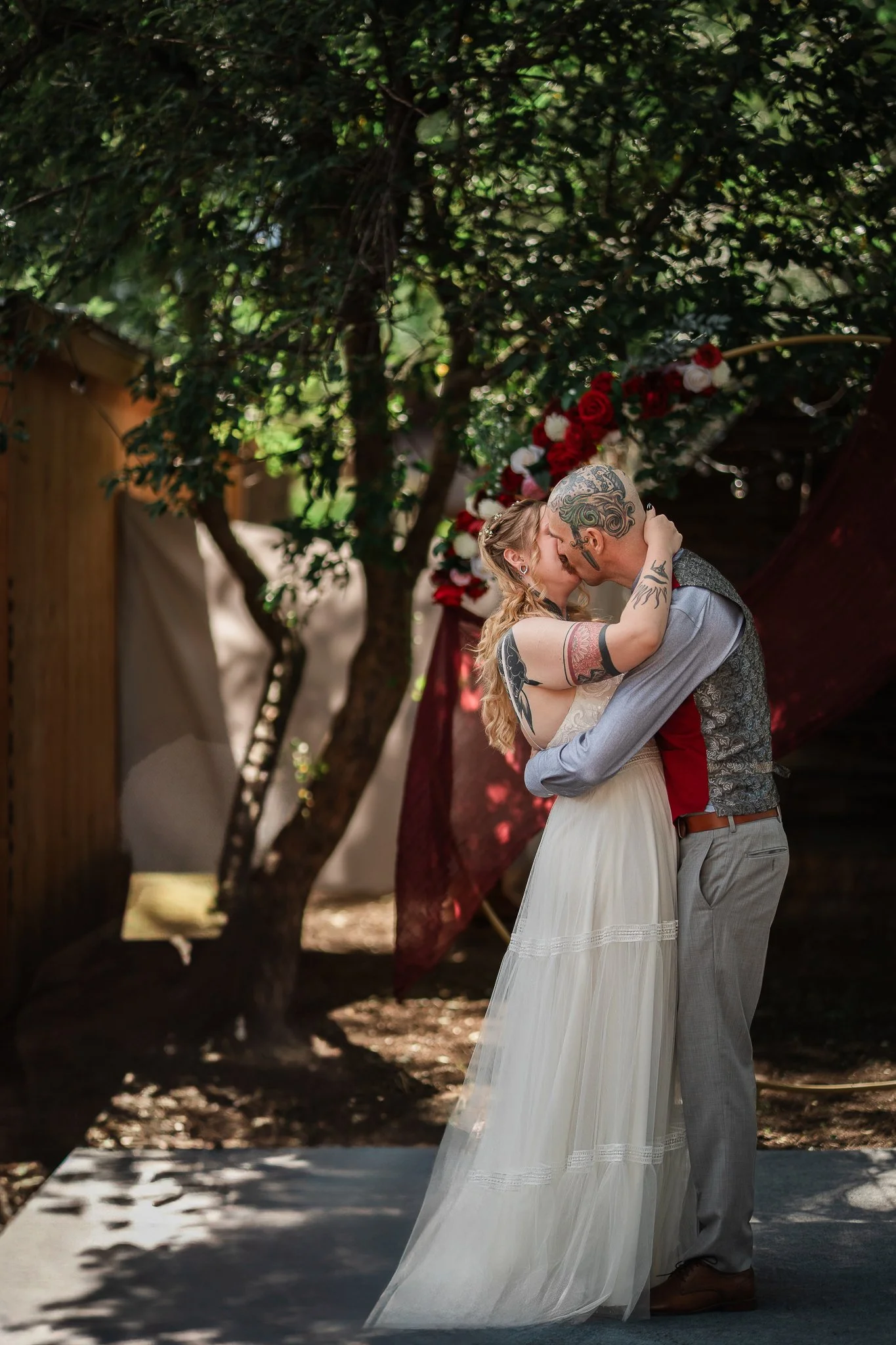 Abi & Ray's Micro-Wedding-15.jpg