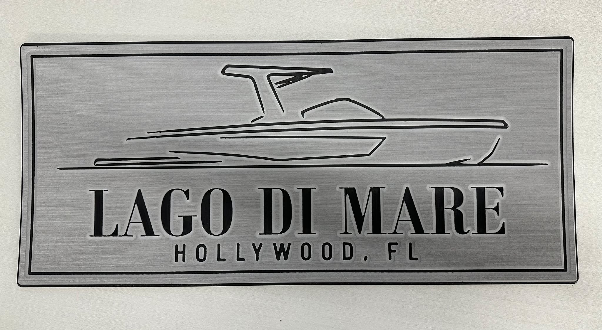 Got a boat-obsessed buddy or better half? Want to be the anchor that holds it down with the most epic gift ever? Custom Helm Pads and Dock Mats are the catch of the day, just in time for the holiday splash! 🎅️ #marinemat  #boatgifts #xmasideas