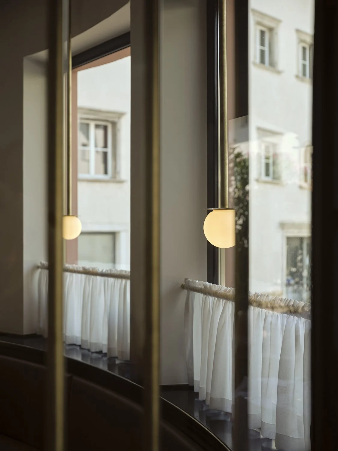 26_ZurPost_CLEMENSphotography.jpg