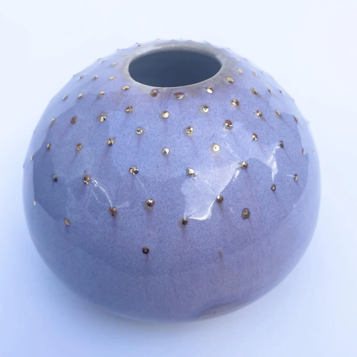 Heading to @ceramicartlondon today. Looking forward to sunshine (I&rsquo;m hopeful ☺️ ) and pots and potter friends day out! Also day off from my actual job!
.
.
.
.
.
#clay #pottery #ceramicart #ceramics #handmade #london #clayart
