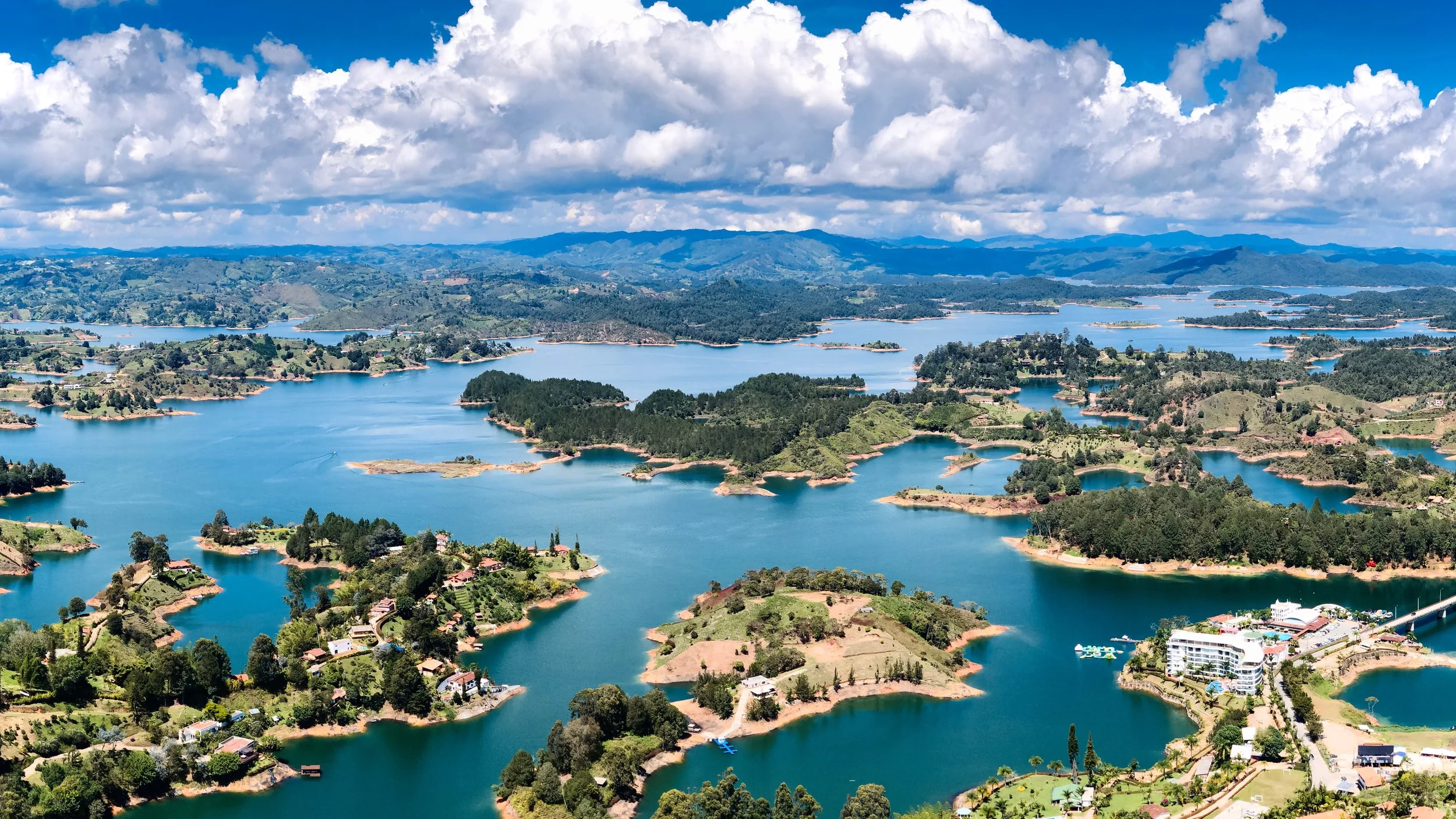 Guatapé, Colombia — sandertravel