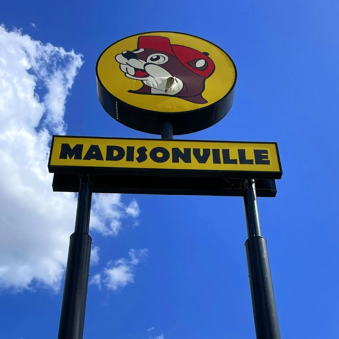 Oh, No!

Our beaver friend is in need of a little fixing! Even Buc-ee&rsquo;s signs need repairs from time to time.

We&rsquo;re not sure how this Buc-ee&rsquo;s ended up with a ripped cheek, but we&rsquo;ve got him covered. We&rsquo;ll have this pyl