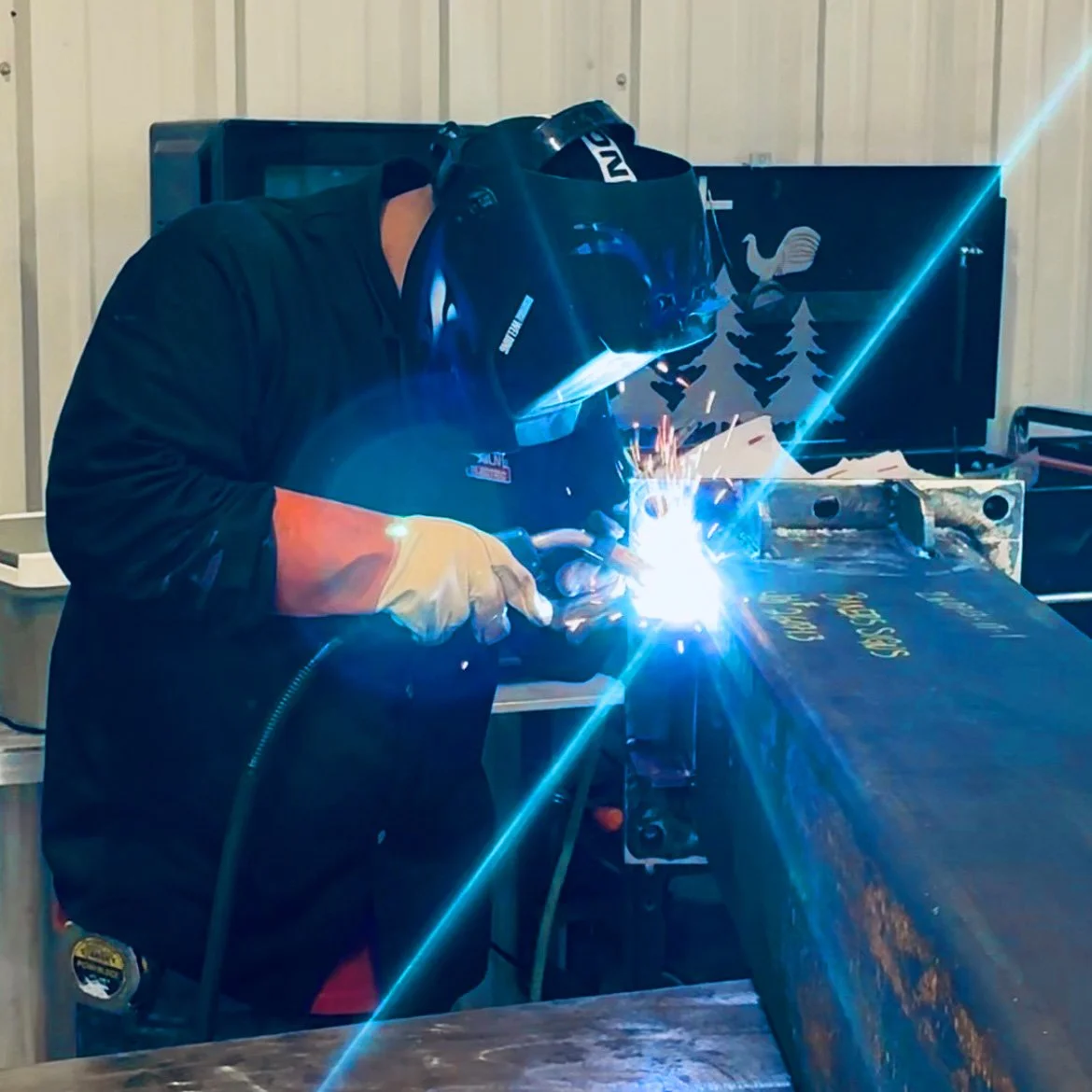 We are full steam ahead at Bakers' Signs &amp; Manufacturing! 

With the storm tracking away, our shop is buzzing with energy as we hustle on incredible projects. Every single sign we create is built to make an impact&mdash;let&rsquo;s make each one 