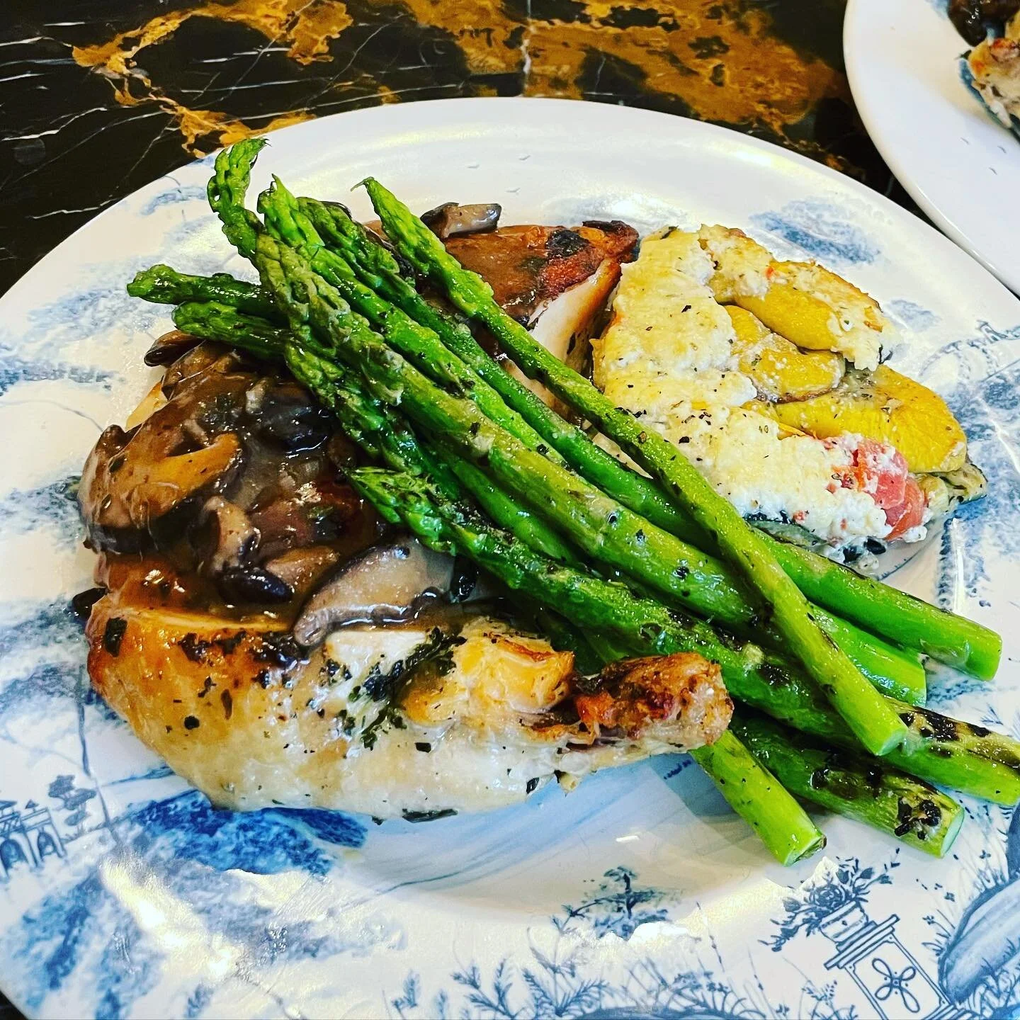 Frenched Chicken Breast, Truffle Mushroom Gravy, Squash&amp;Tomato Gratin, Grilled Asaparagus #privatechef #cincinnatichefs #cincinnaticheflife #inhomedinnerservice