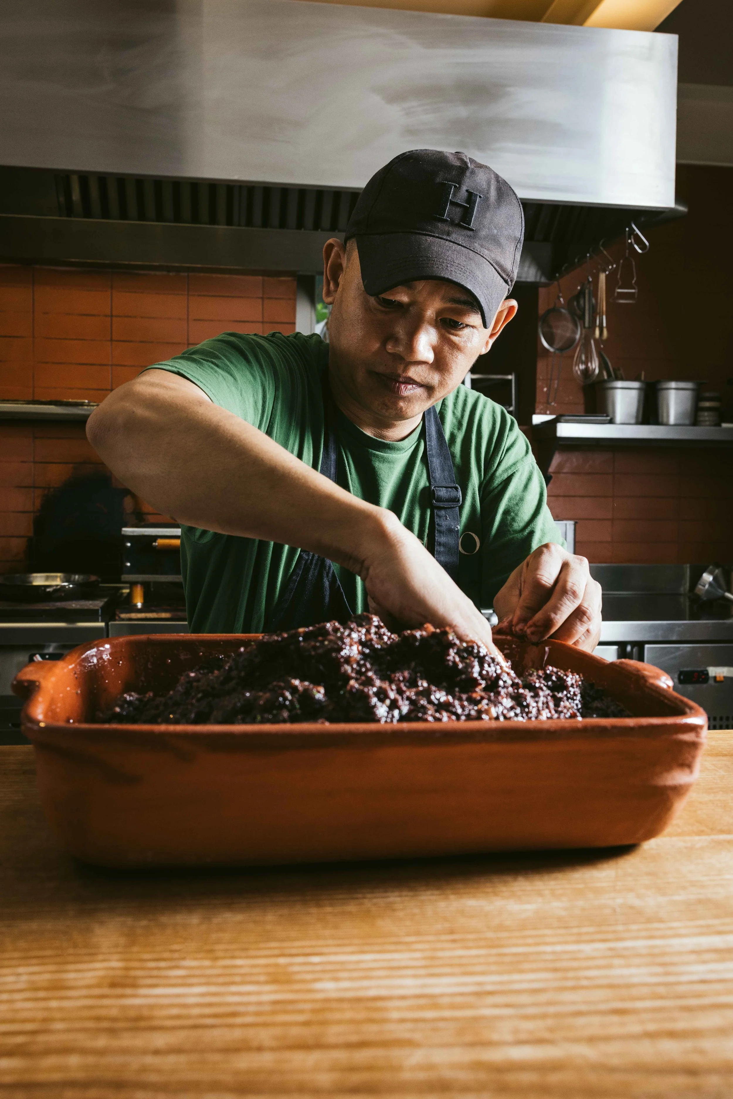 Harka a fazer morcela caseira