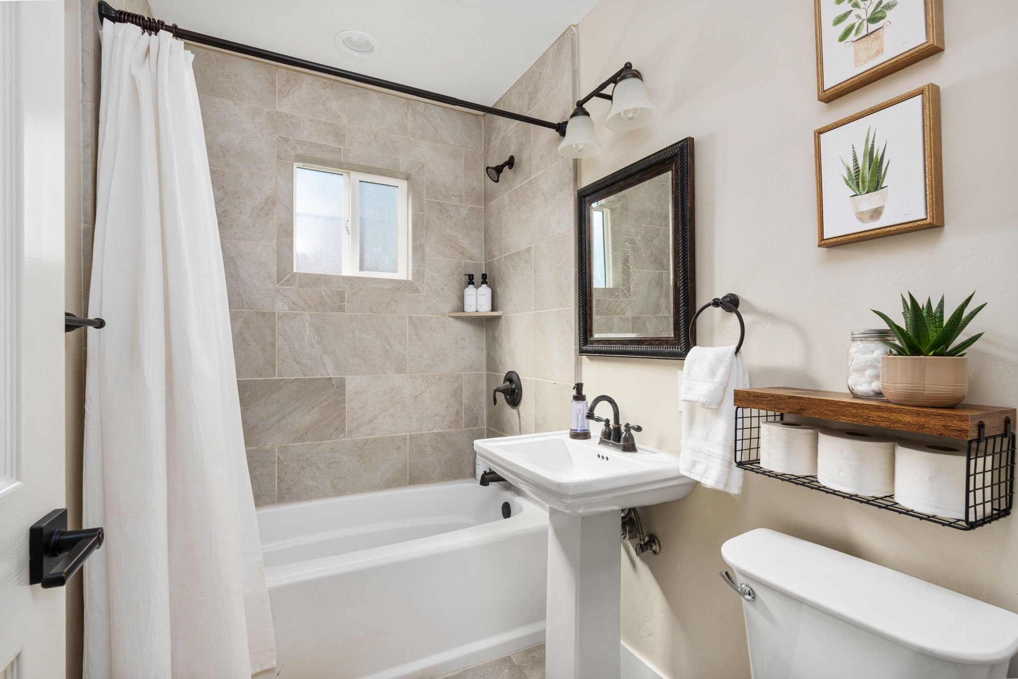 278-web-or-mls-Coastal Harvest Hideaways - Ranchette-17.jpg