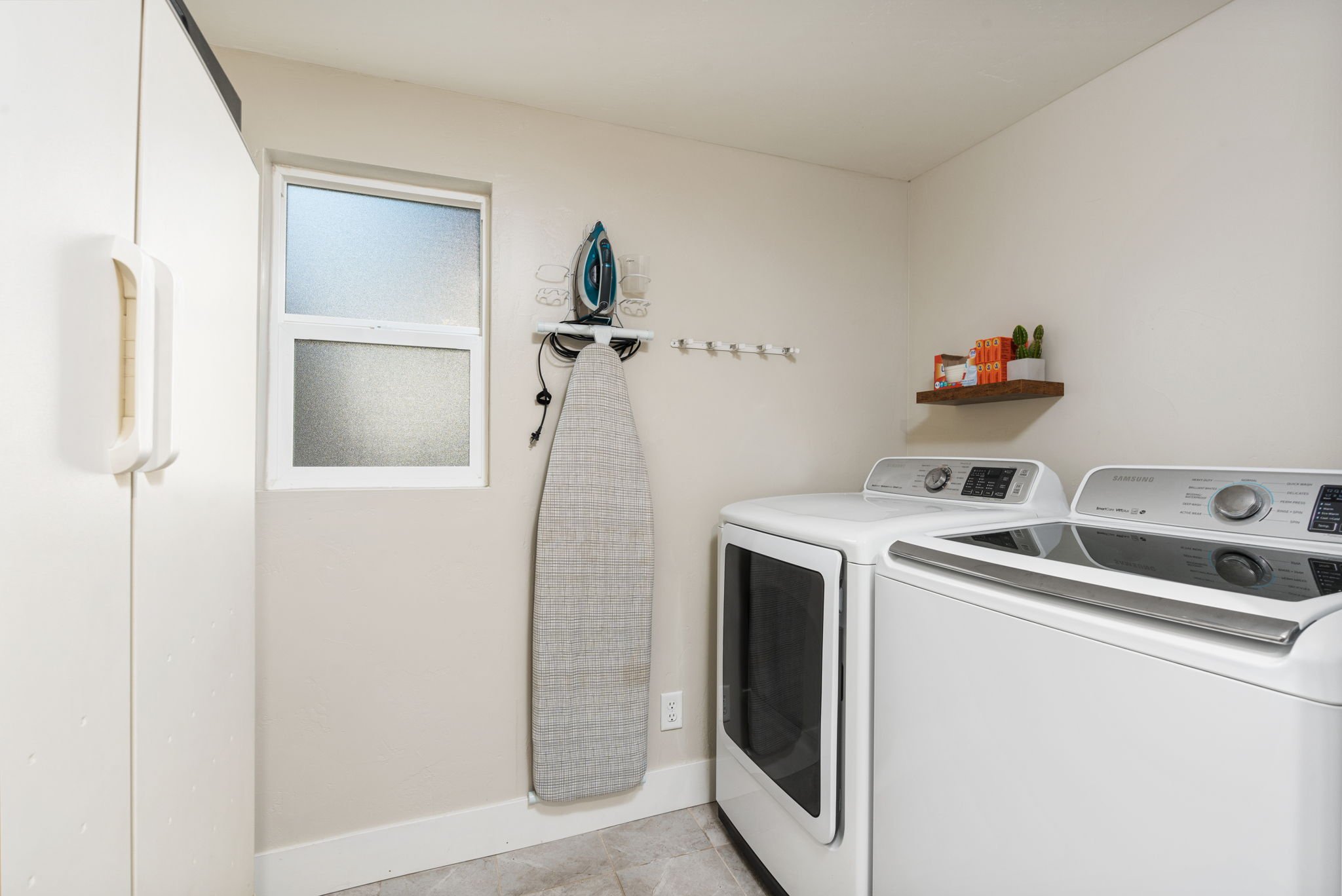 276-web-or-mls-Coastal Harvest Hideaways - Ranchette-15.jpg