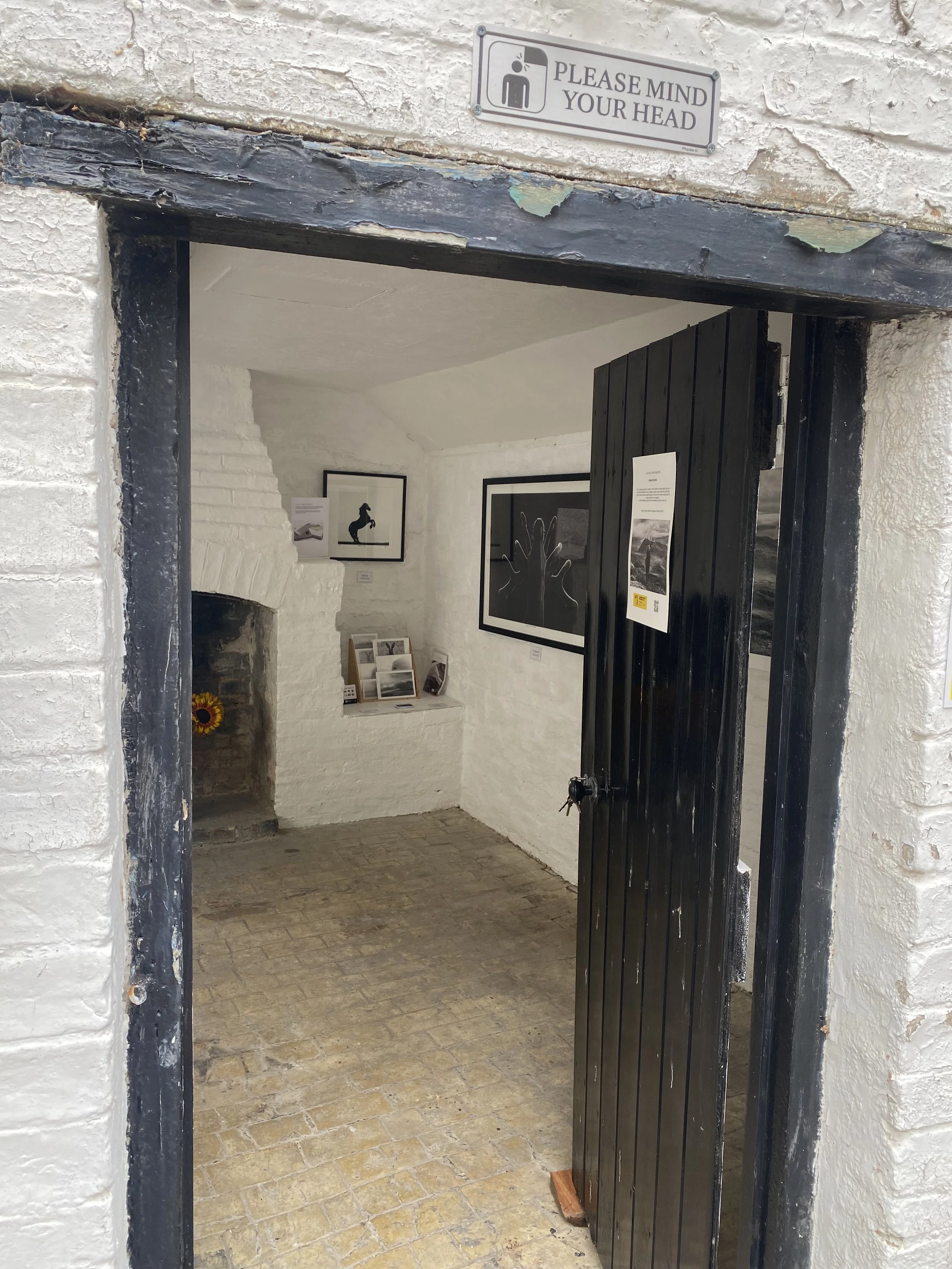 Ian Hull Photography gallery, exhibiting black and white fine art photography