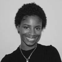 Nia Headshot