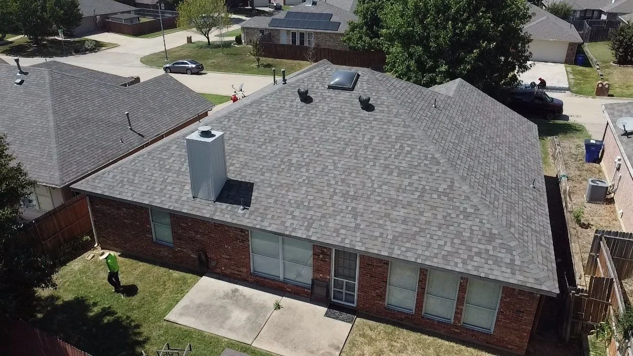 Another roof completed! ✅ 

Swipe to check out this week's finished project. Huge thanks to our crew for their hard work! 

Let us know what you think in the comments. 👇

#RoofWithEmber #SeeYouAtTheTop #viewsfromthetop
