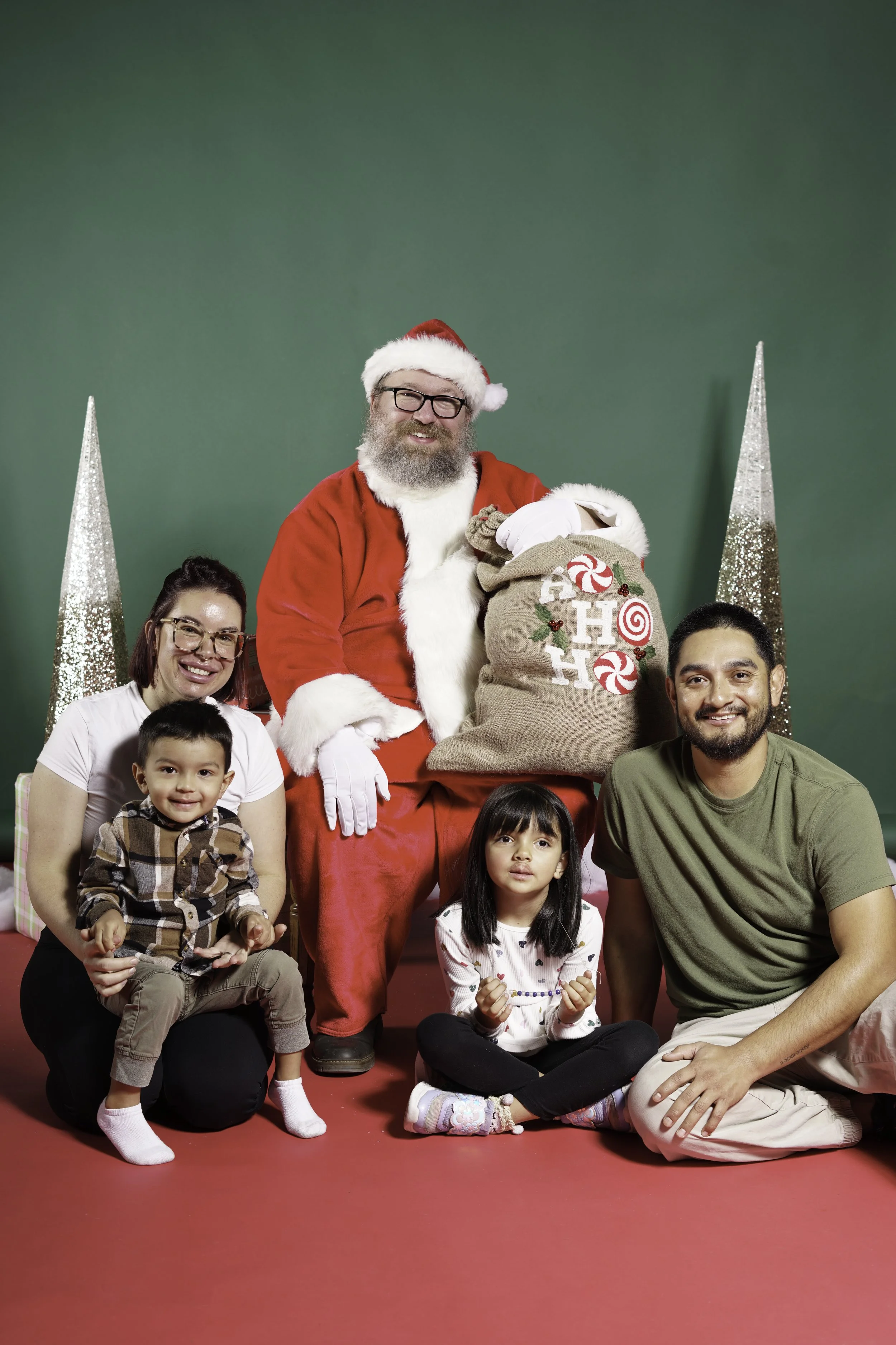 Pictures with Santa at 4th Ave Studio