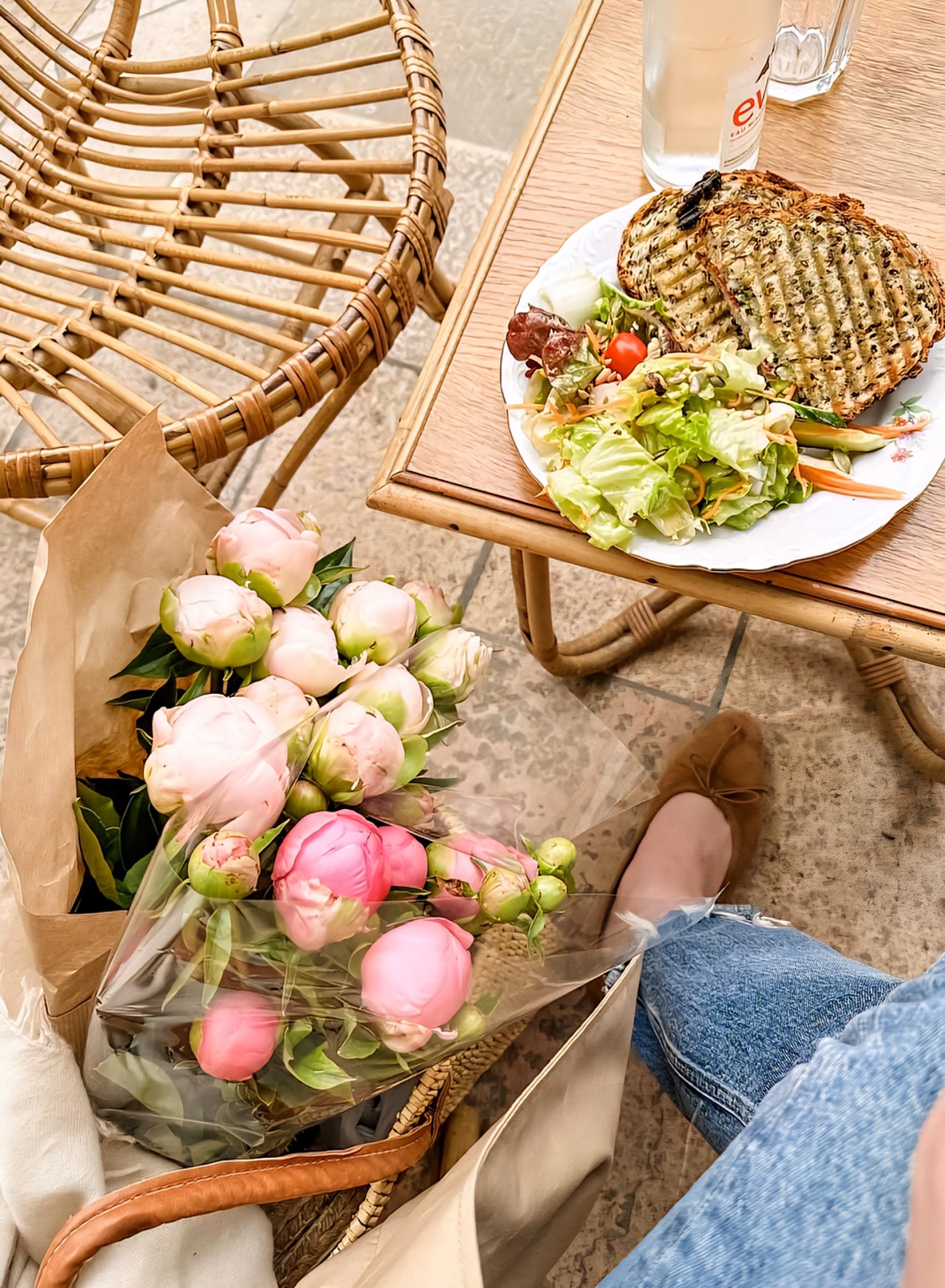 cafe at Saint-Rémy-de-Provence Market