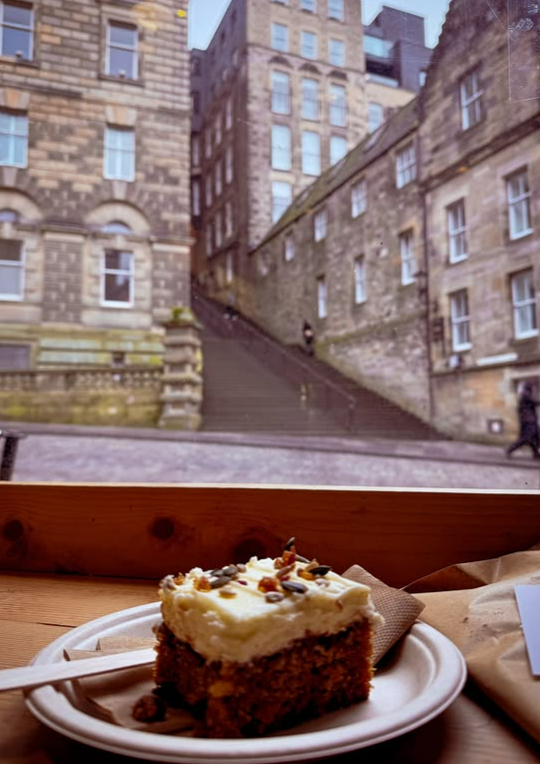 Sharing our favourite quiet cafés in Edinburgh (local coffee spots)
