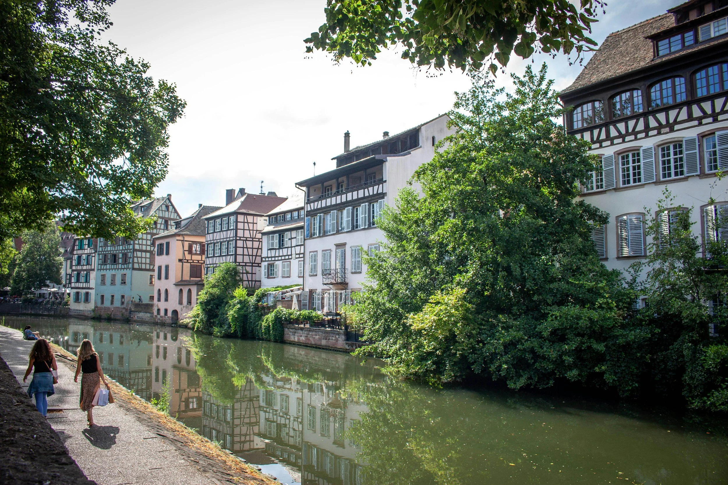Strasbourg friends sroll
