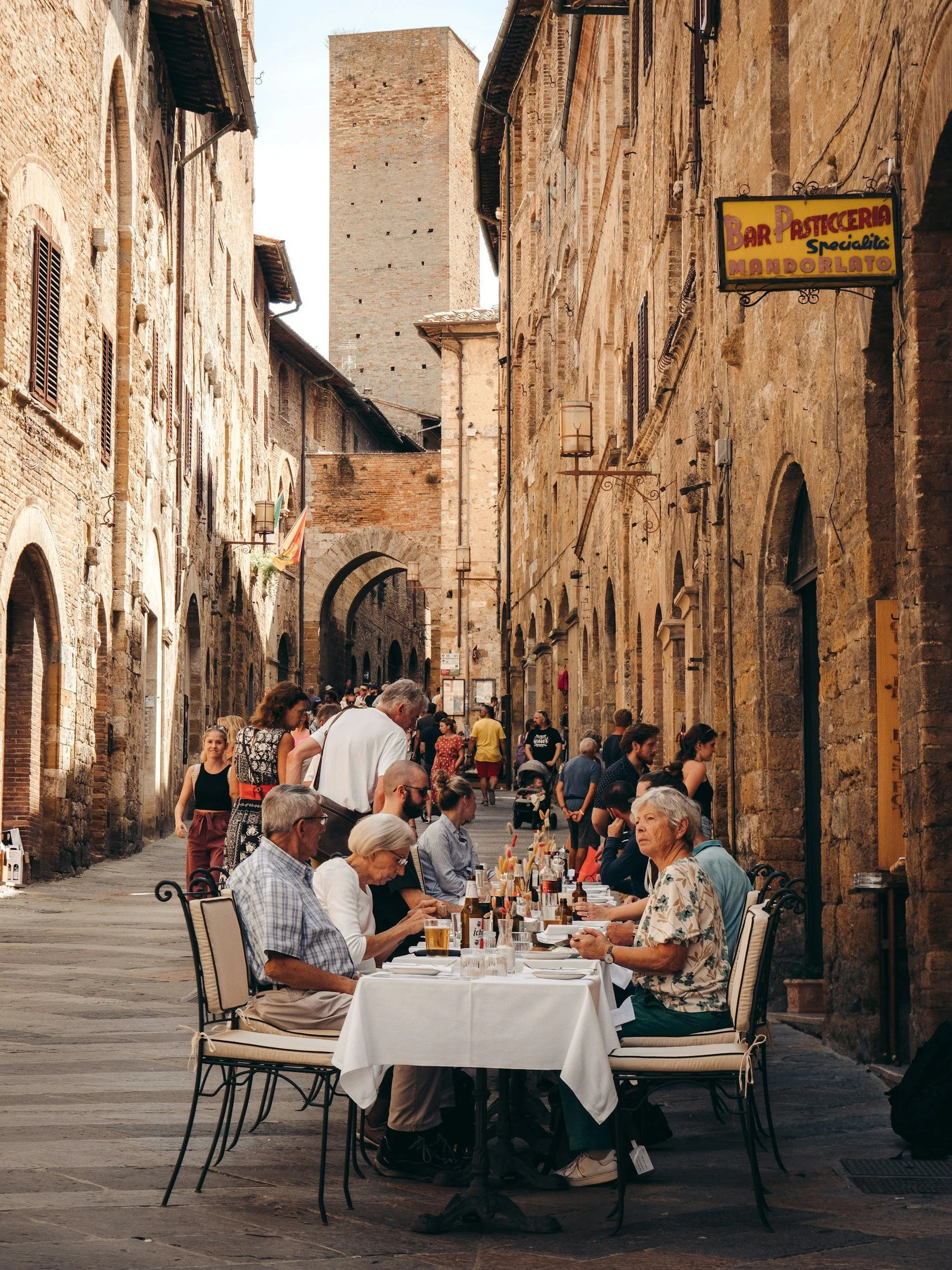 arezzo bar and restaurant