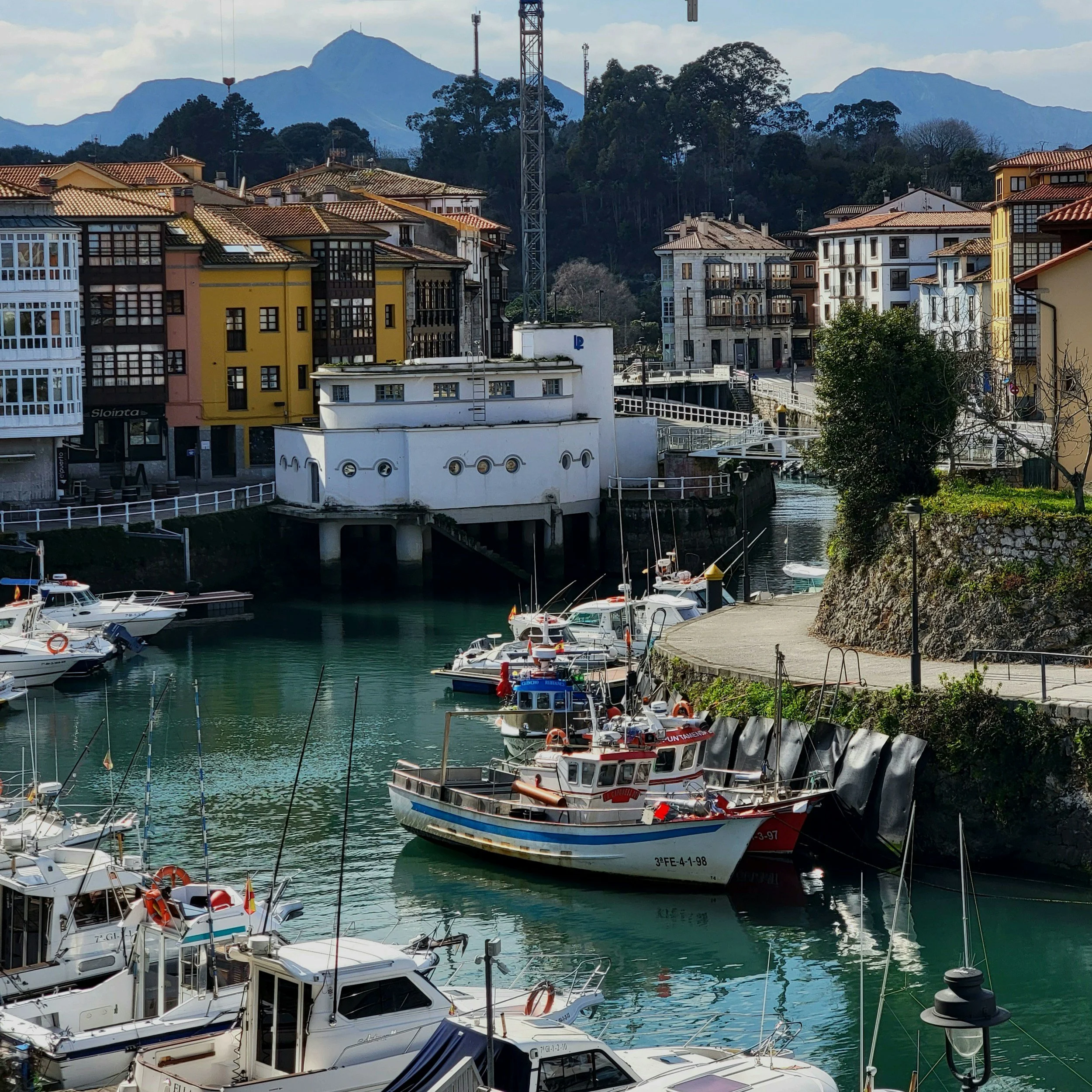Llanes