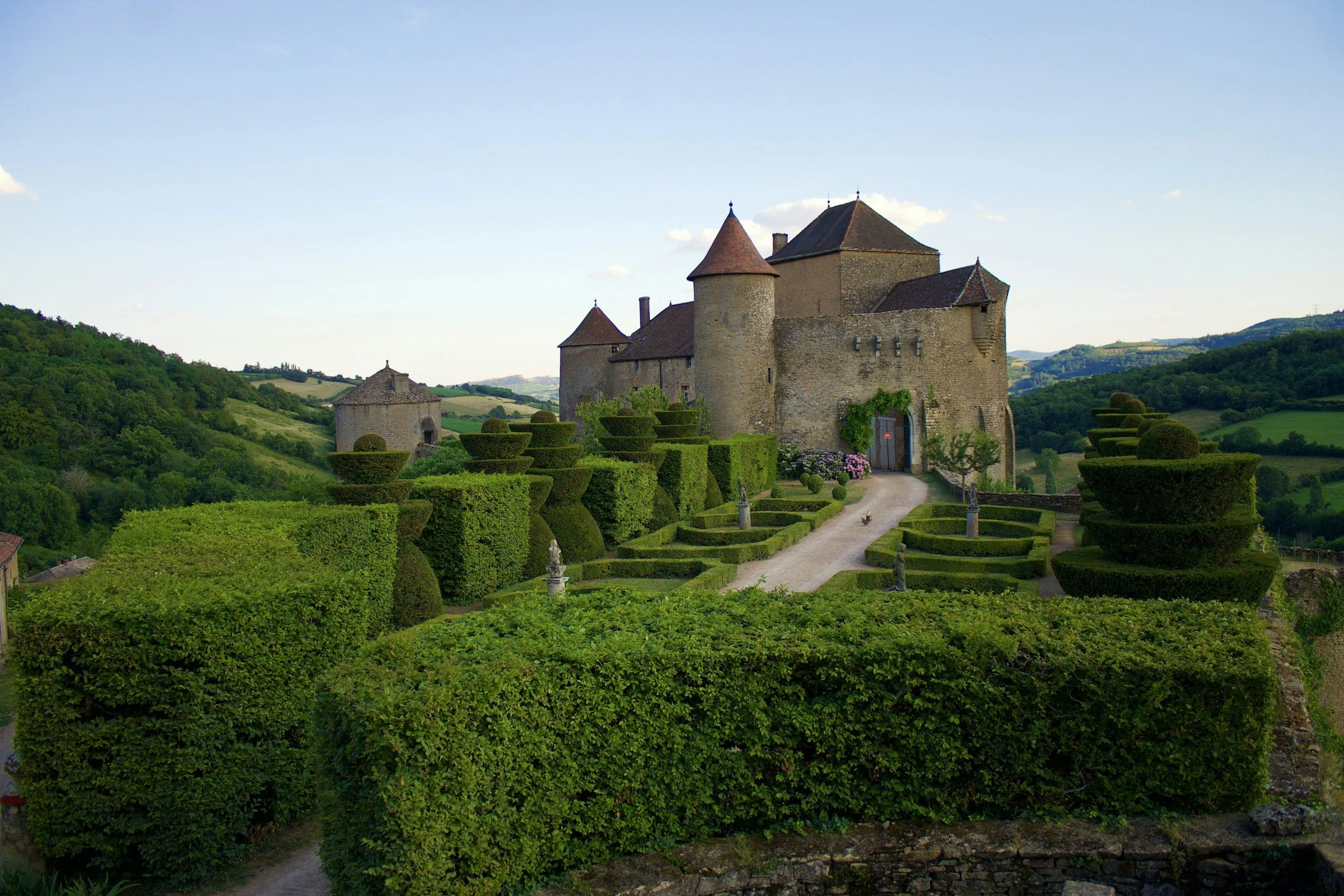 burgundy architecture