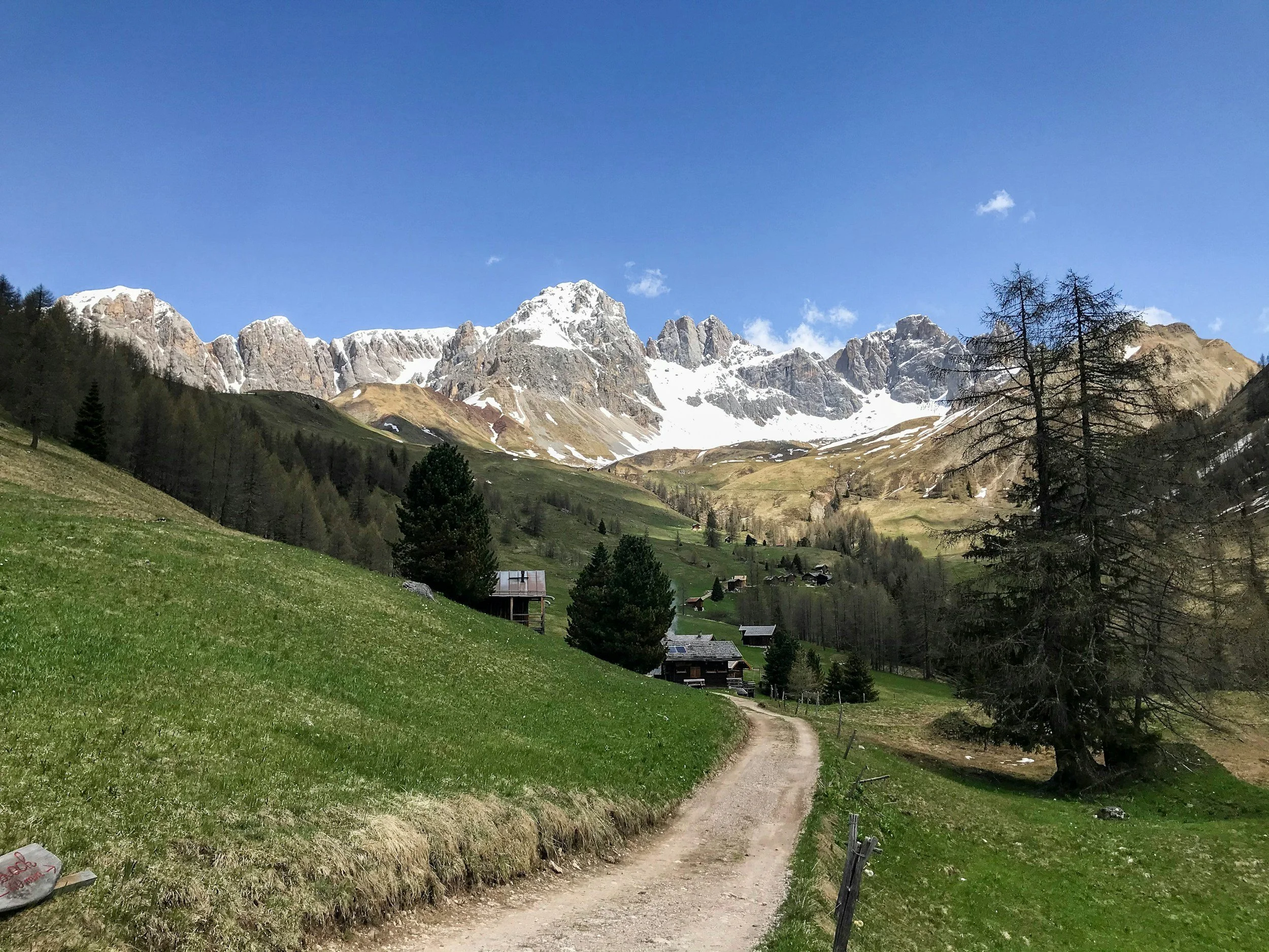 valle maira road