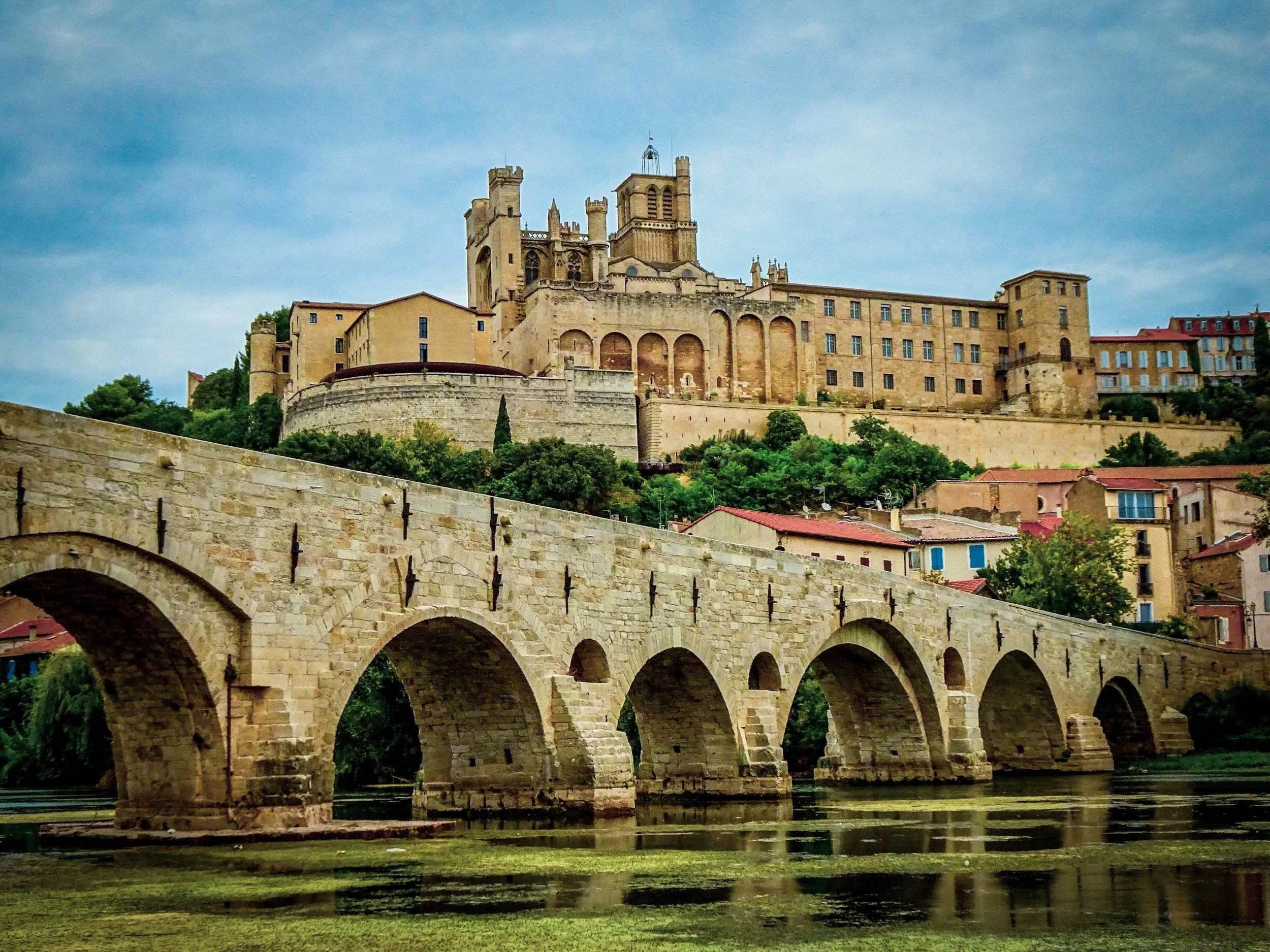 bridge in Béziers