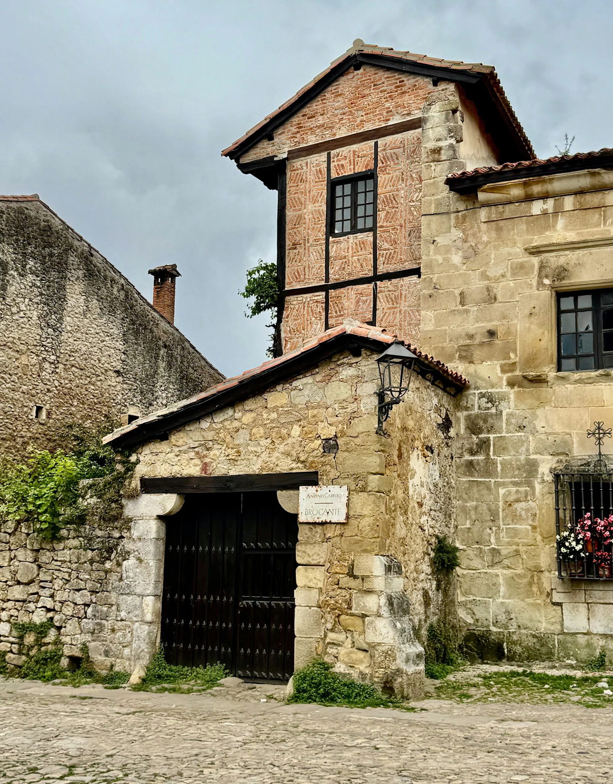 Santillana del Mar street