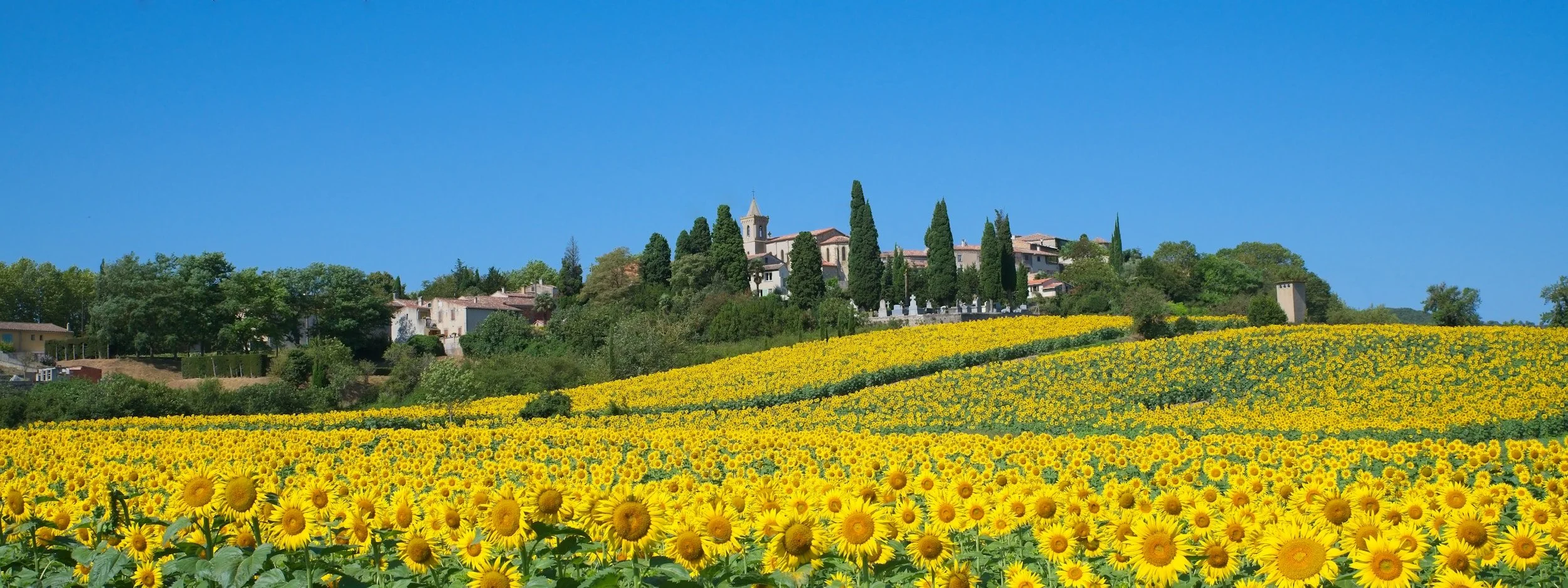 These southern French villages deserve more than a quick stop