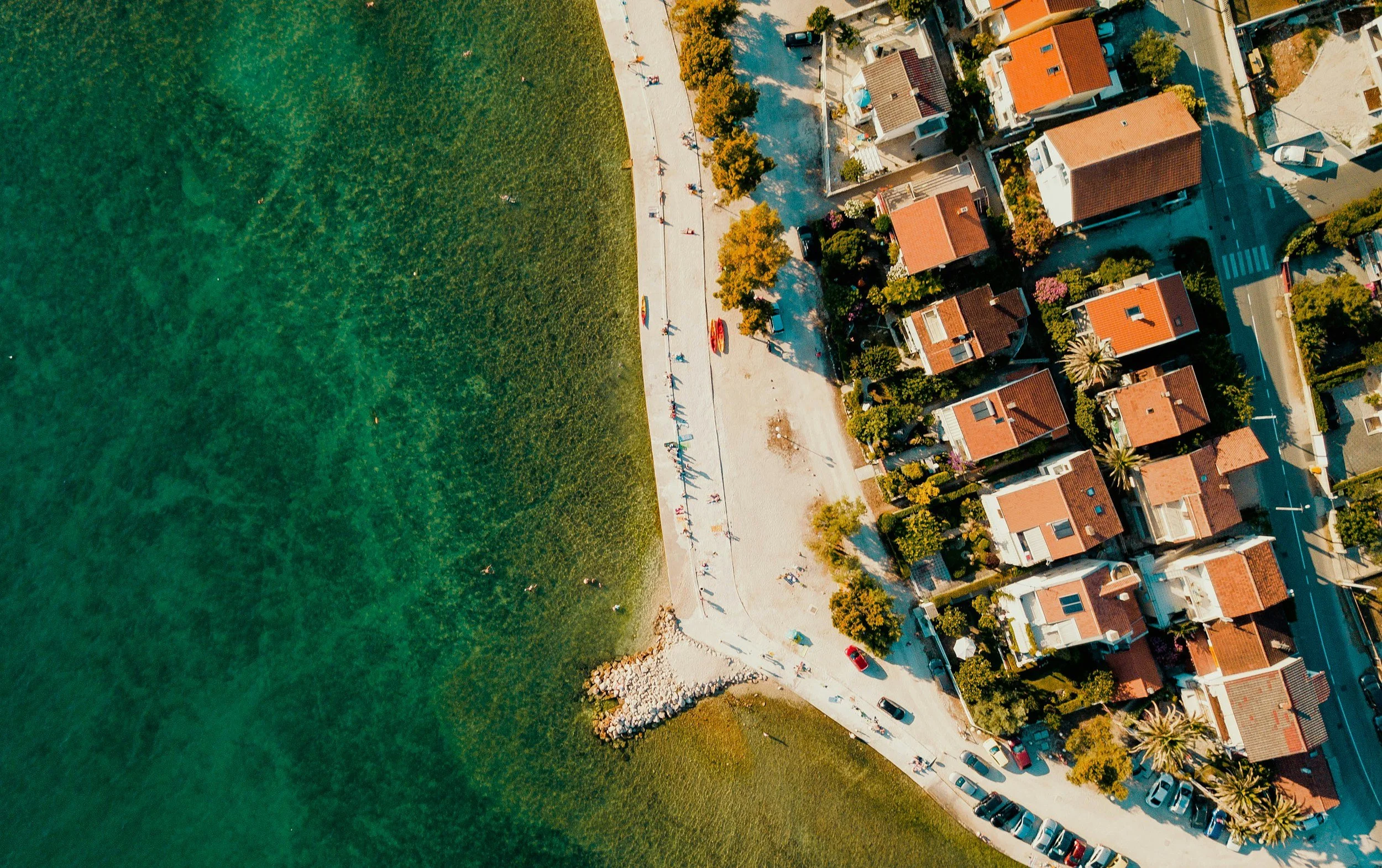 The European cities I'd recommend for your first solo trip