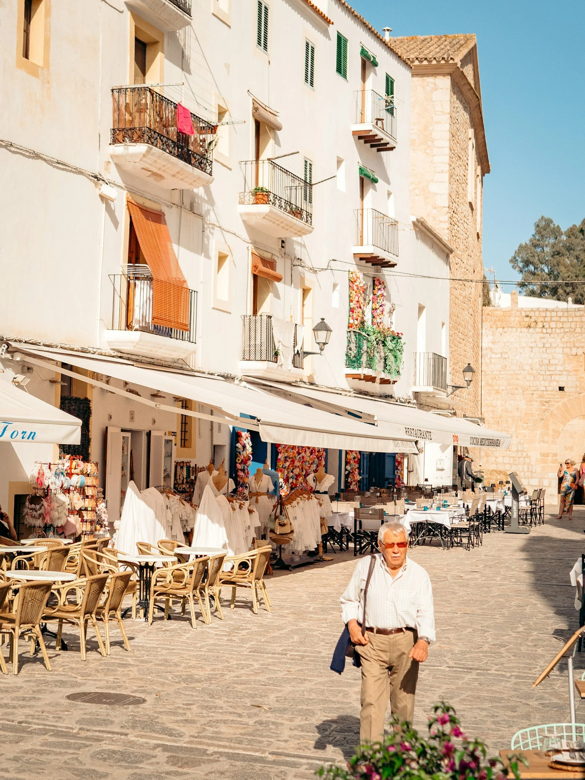 These Spanish markets are still part of everyday summer life