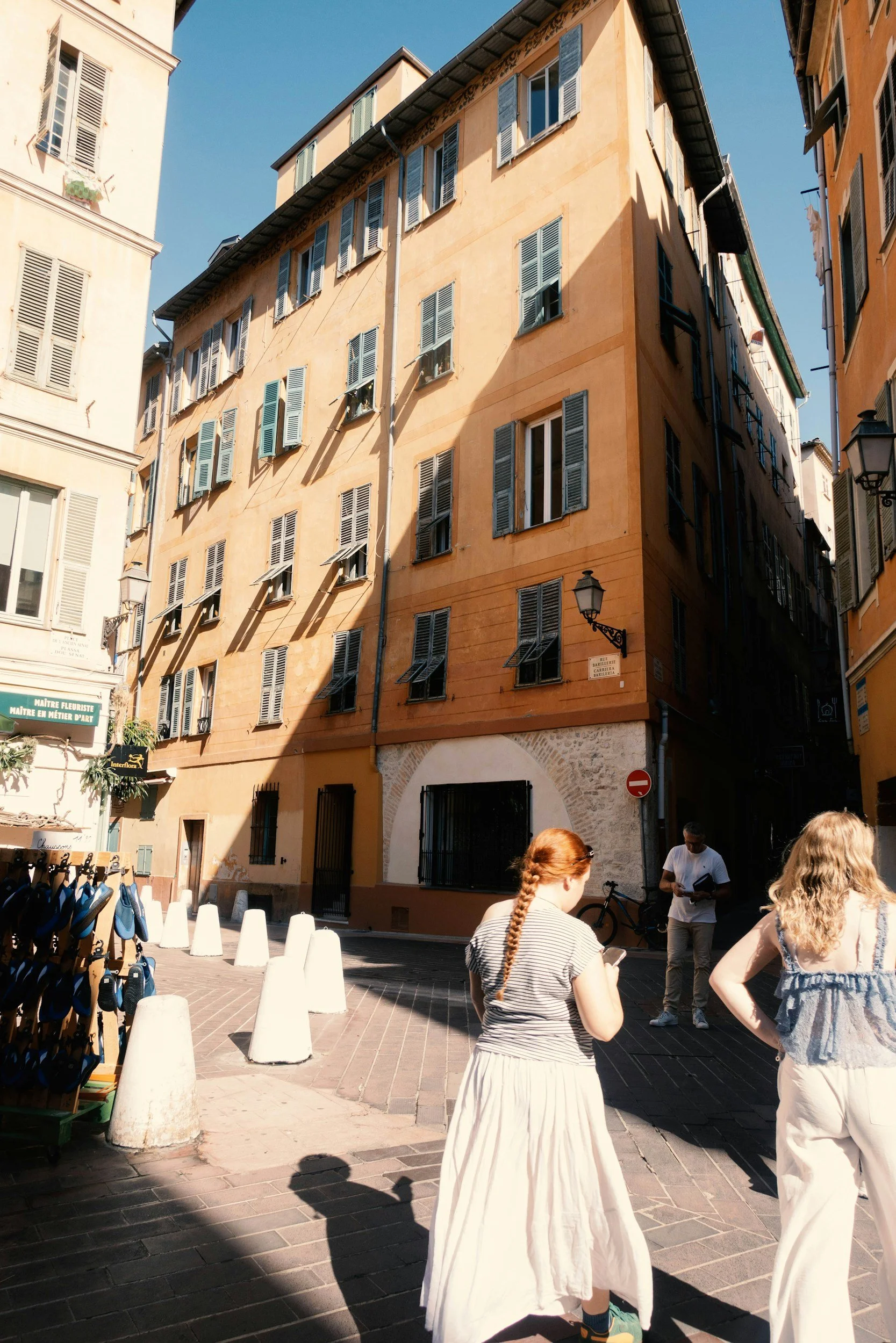 The French market towns I'd never visit as a day trip