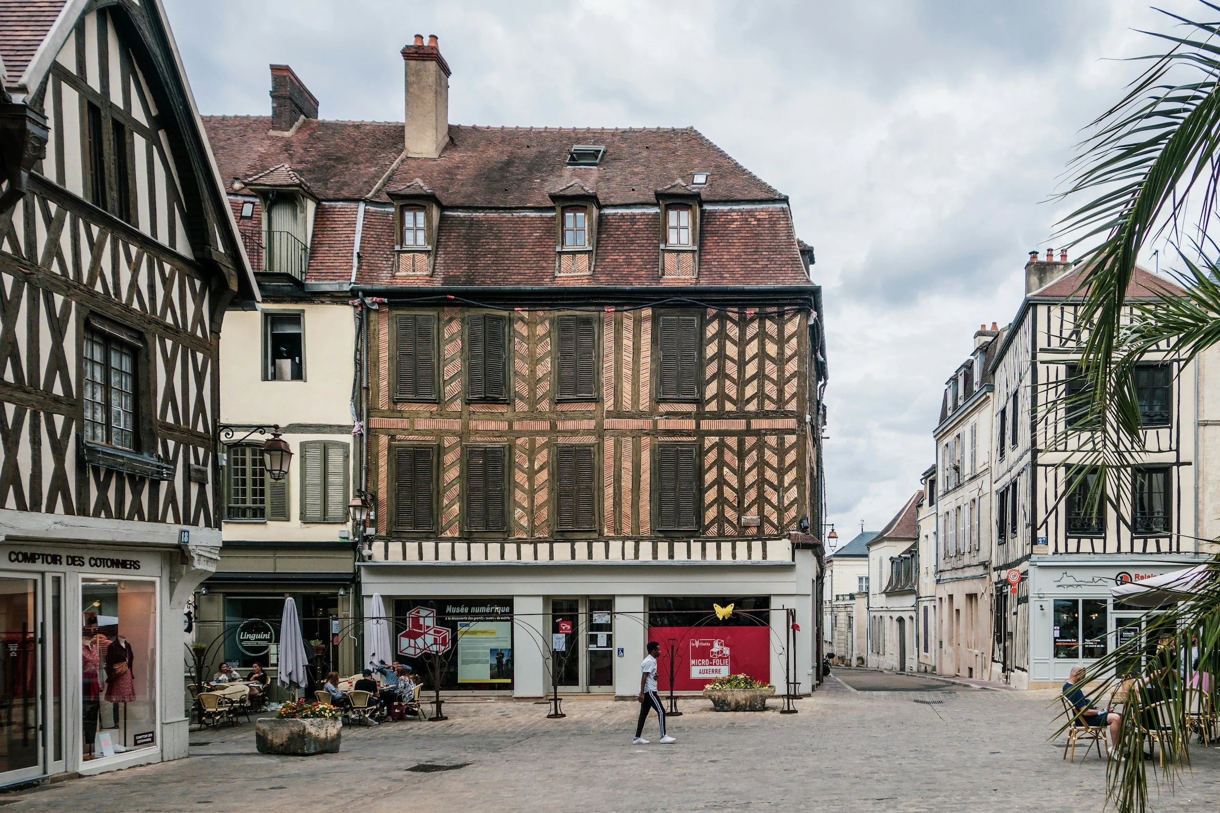 Don't rush between Paris and Lyon. Stop in one of these towns instead.