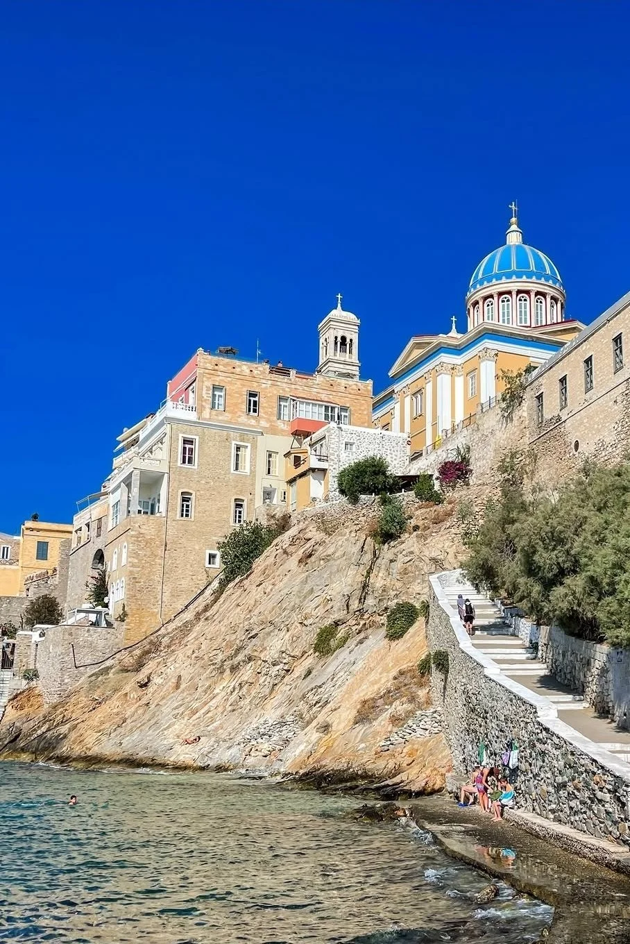 syros walking