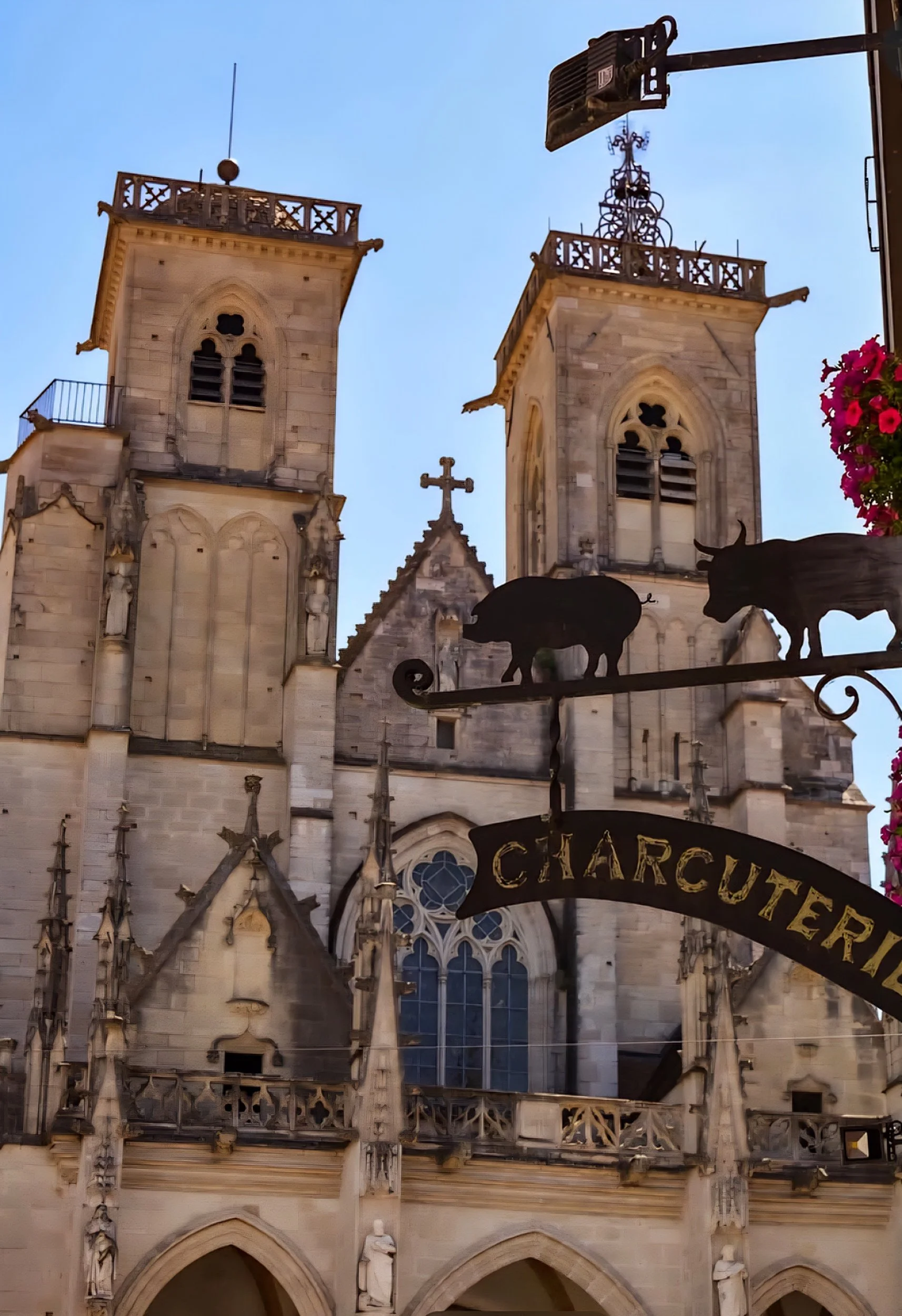 cheese shop in Semur-en-Auxois