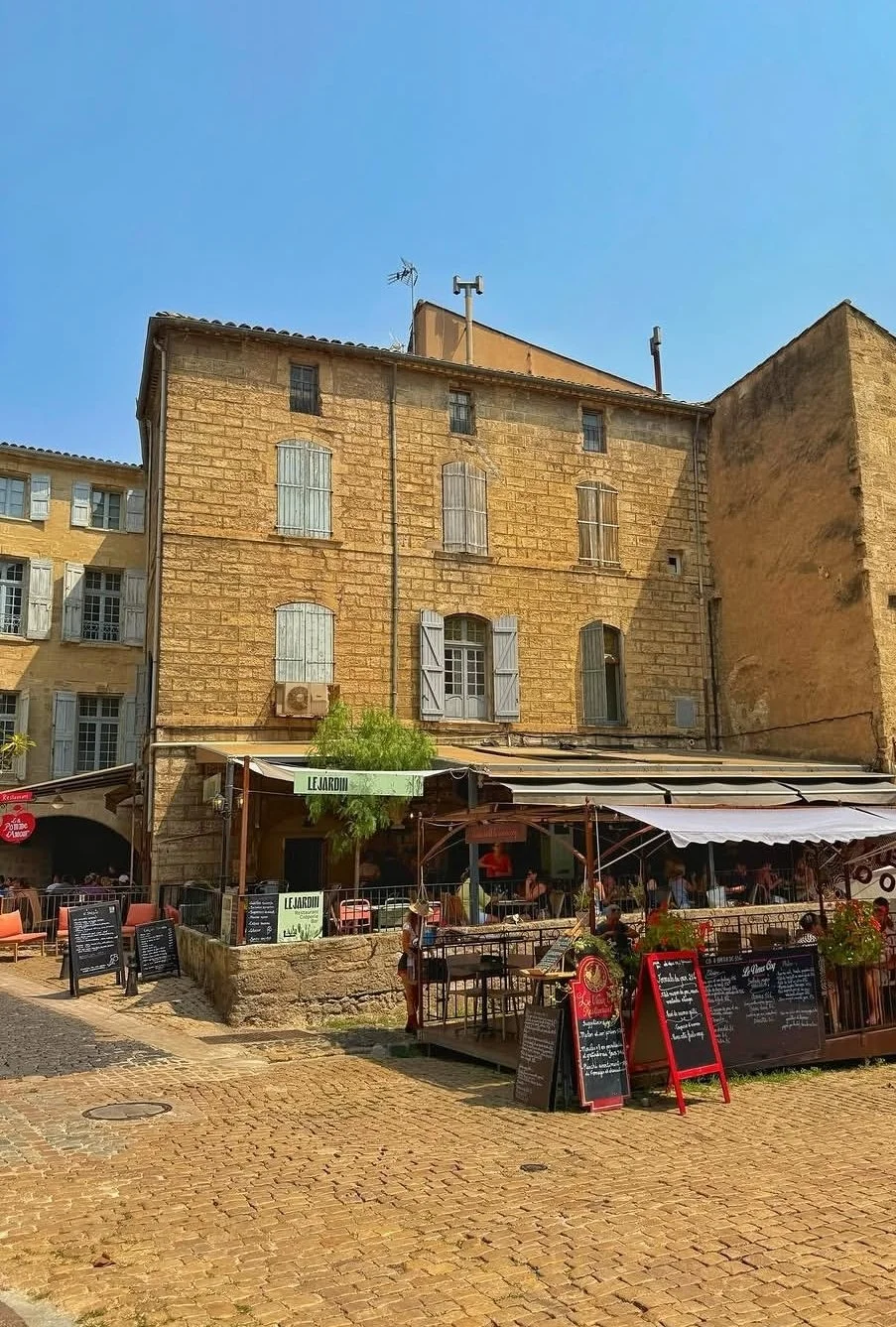 Pézenas market