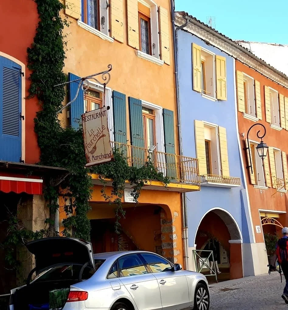 street in nyons