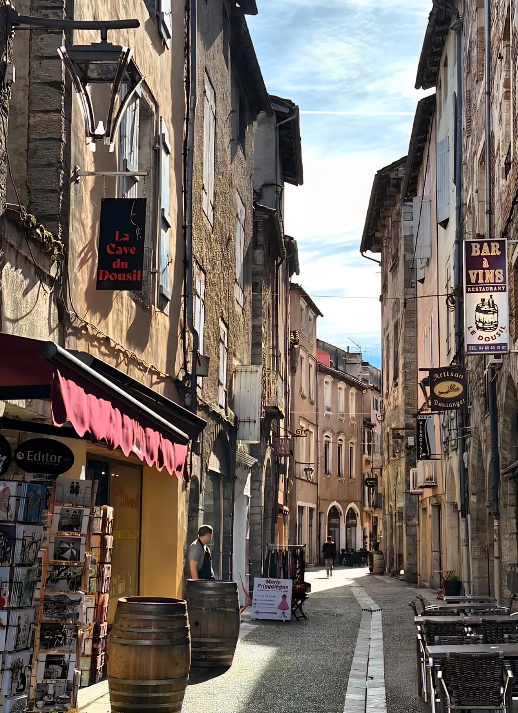 Restaurant street in Cahors