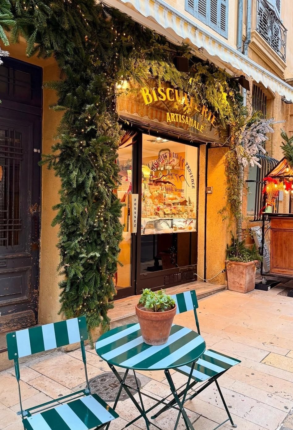 cafe in  Aix-en-Provence