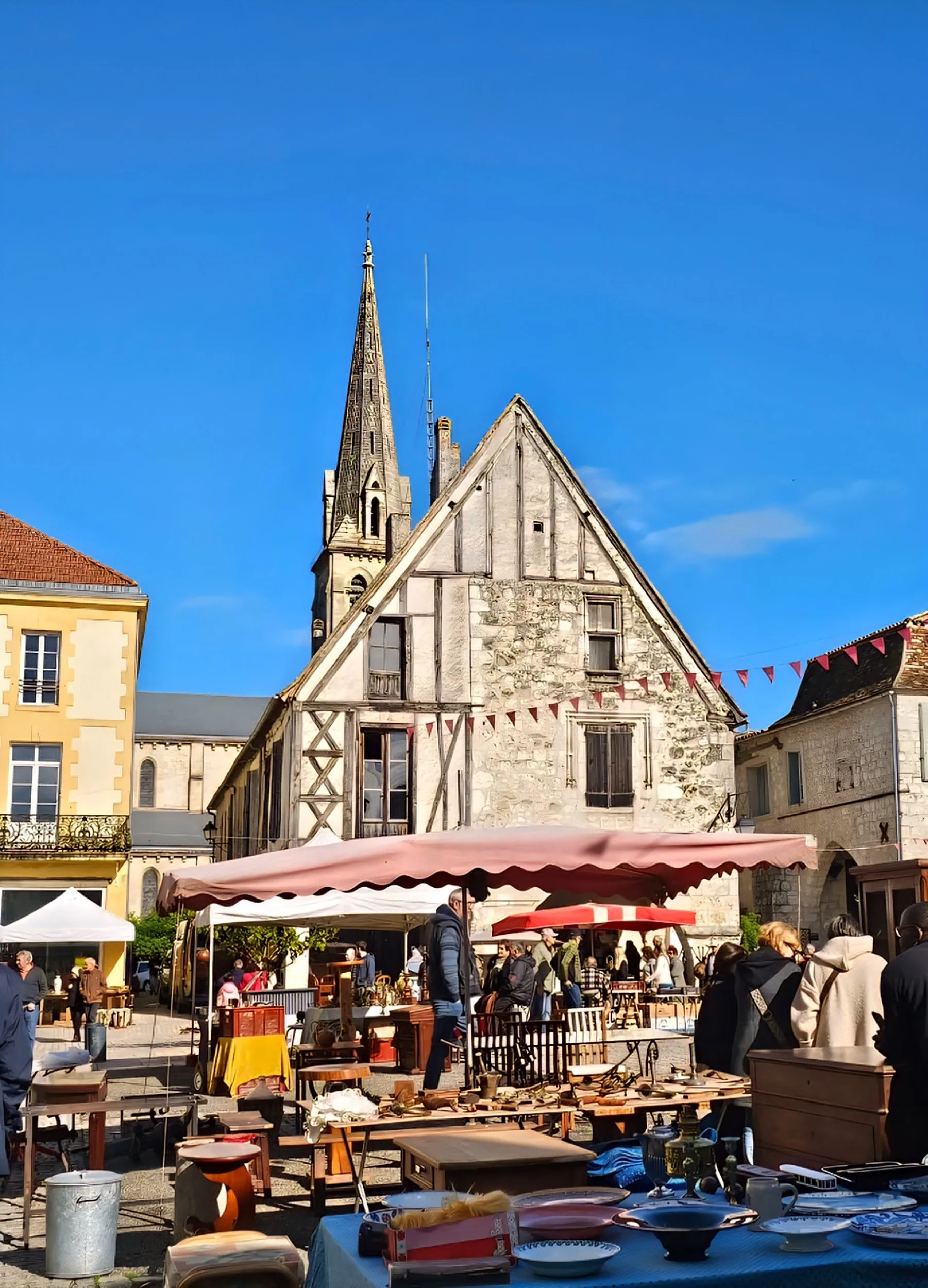 dordogne brocante.jpg