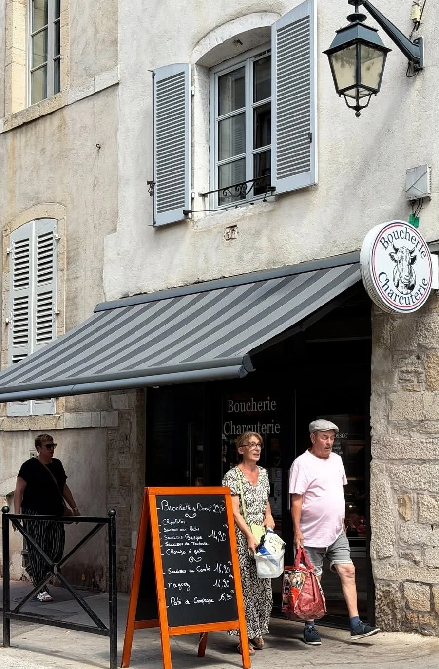 street in Chablis