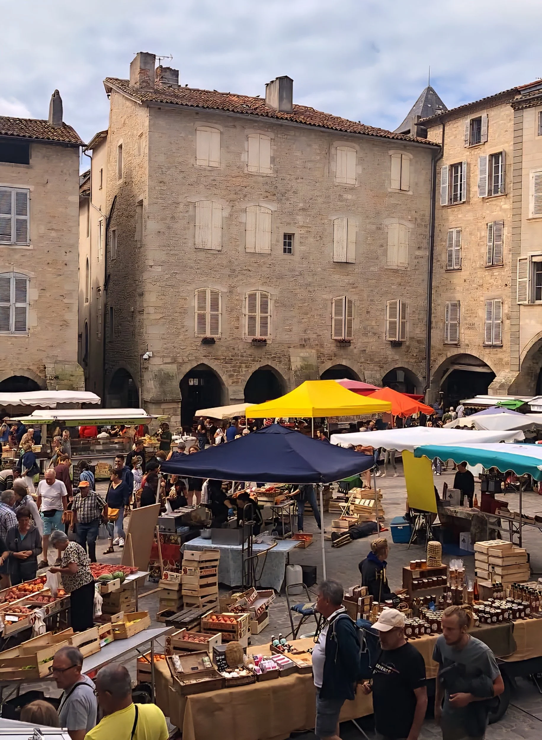 market in Villefranche-de-Rouergue
