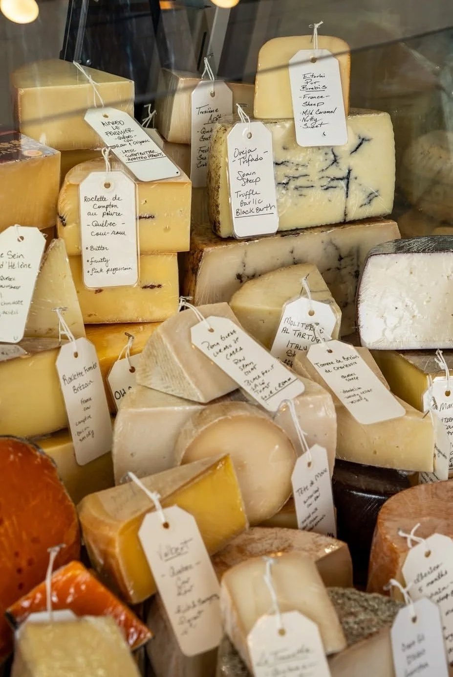Cheese Nyons market.jpg
