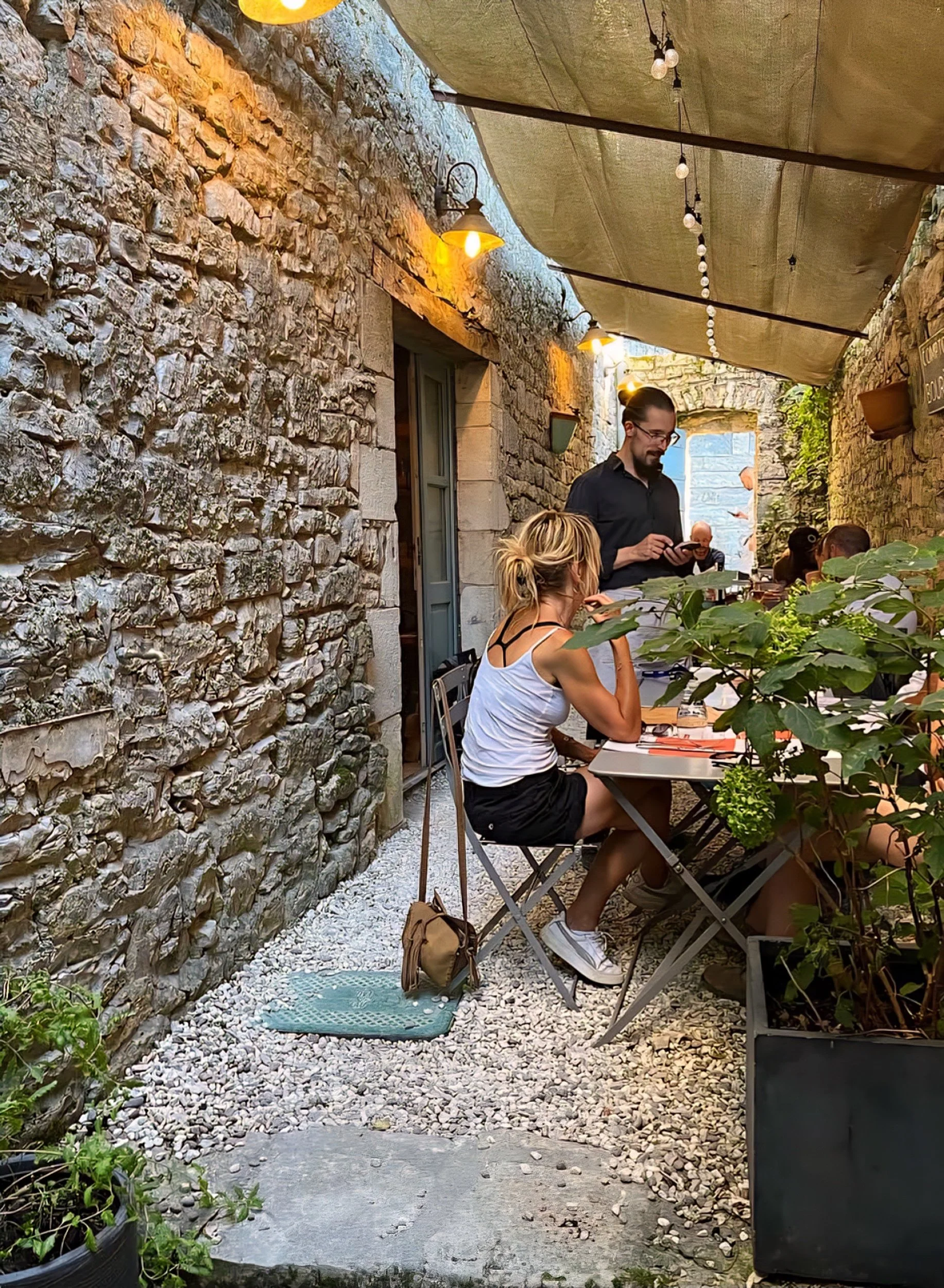 restaurant cheese in south of france