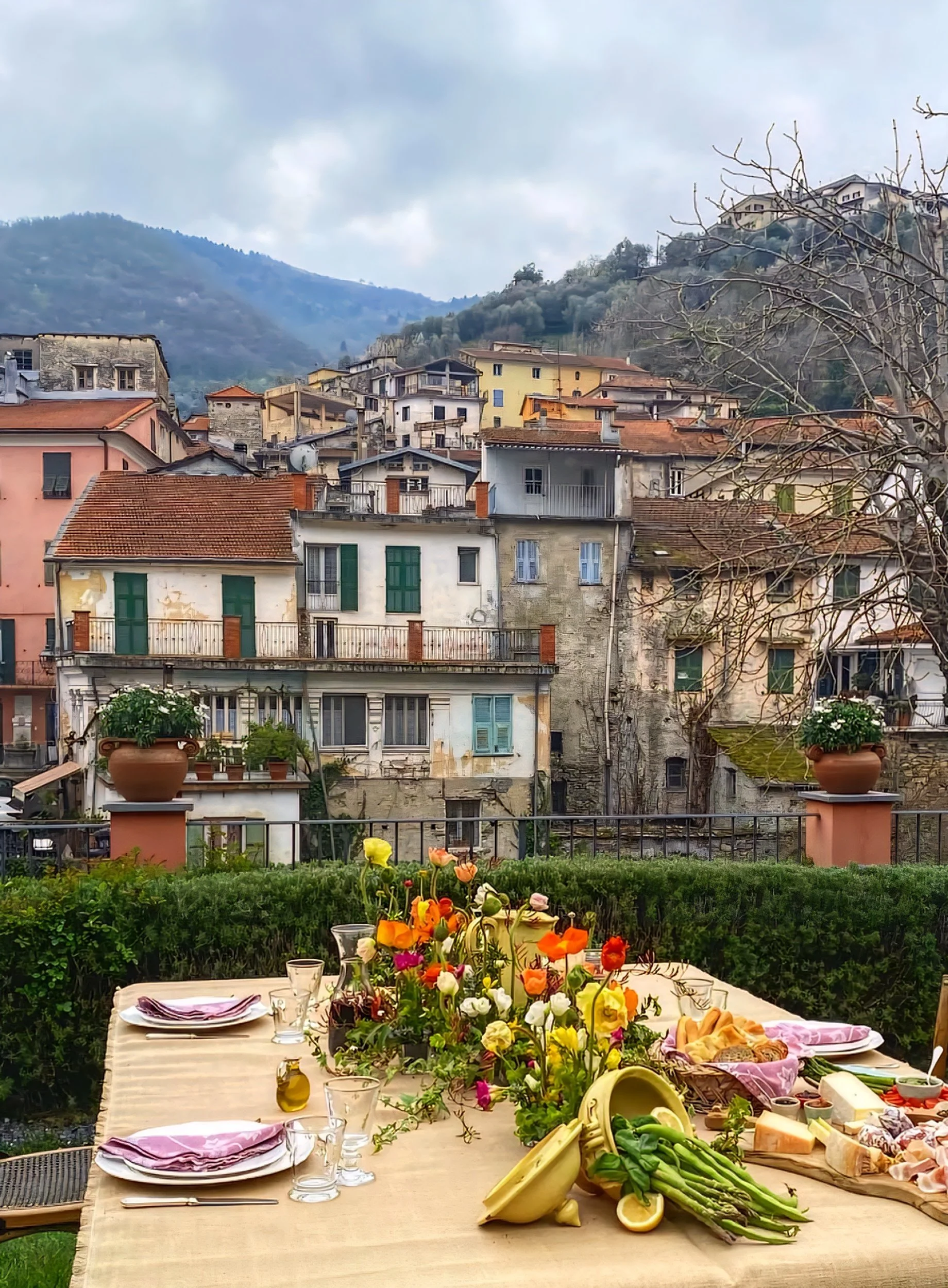 Italy cozy dinner.jpg