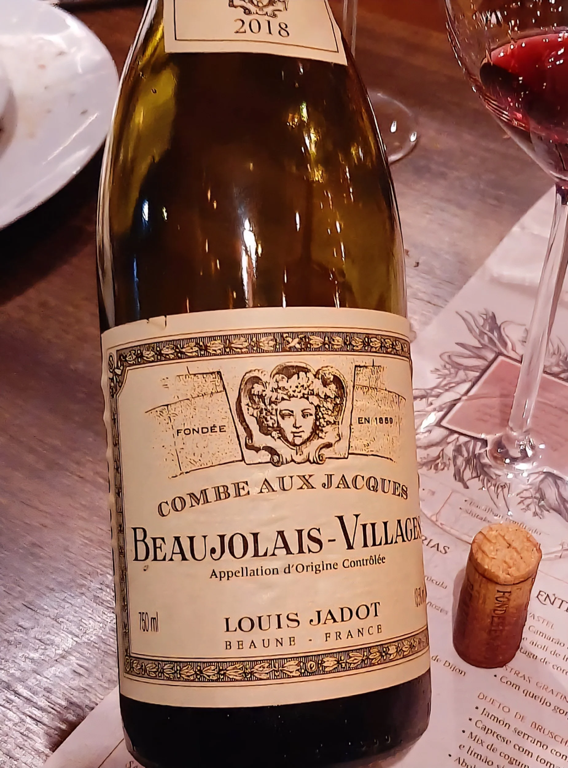 beaujolais wine