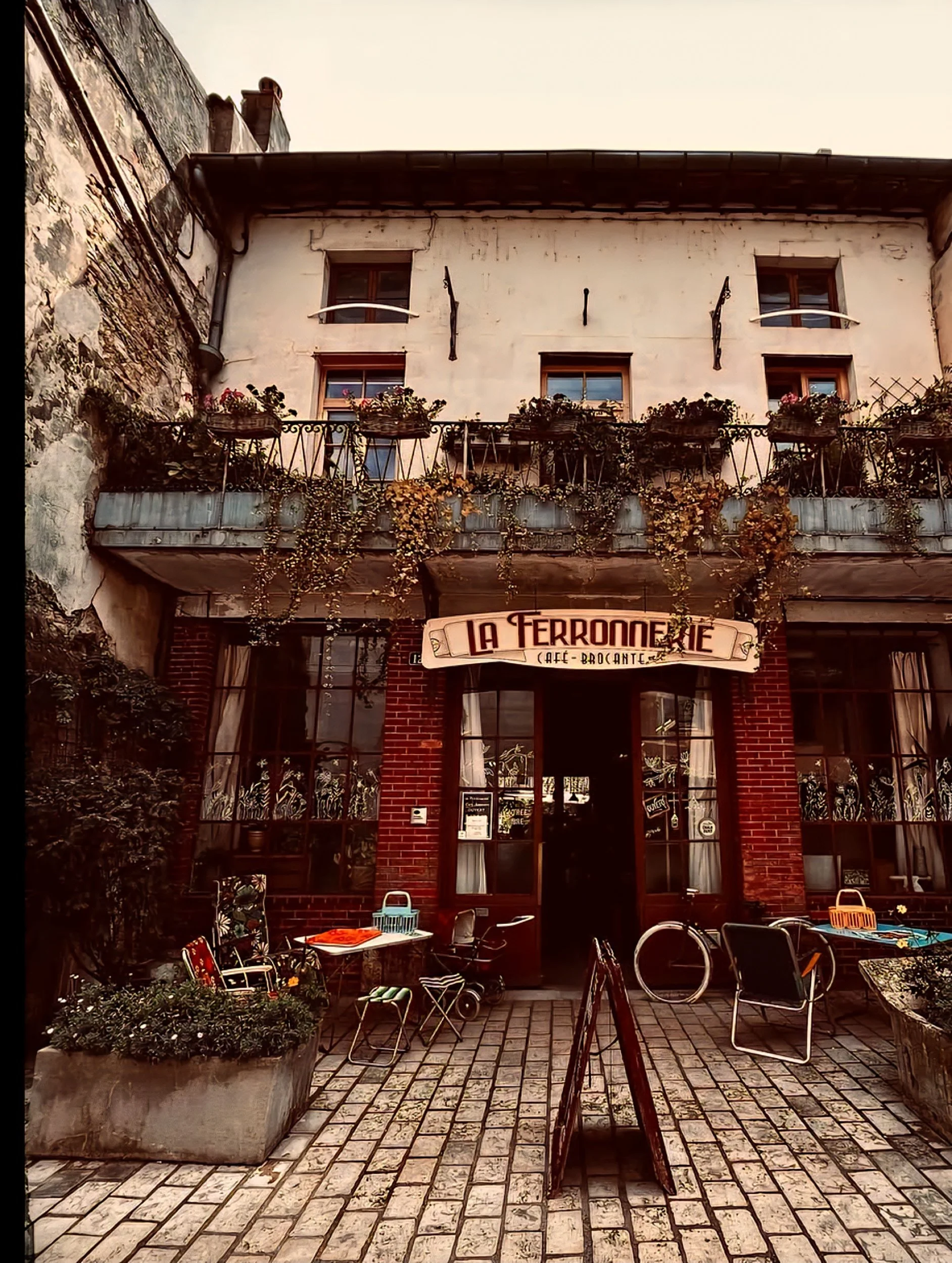 Tournus shop