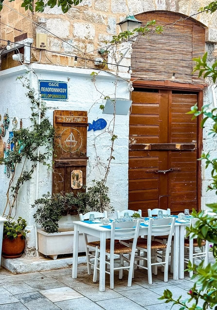 cafe in syros street
