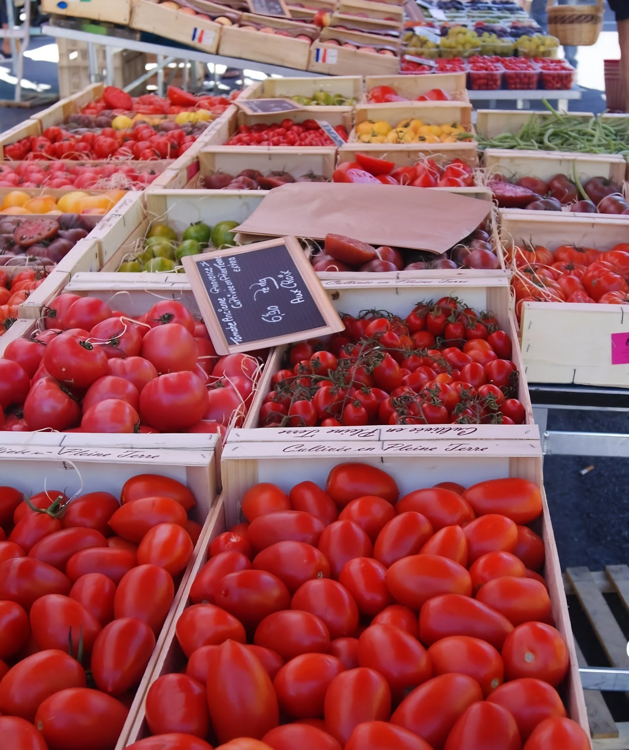 vegetables at crest market