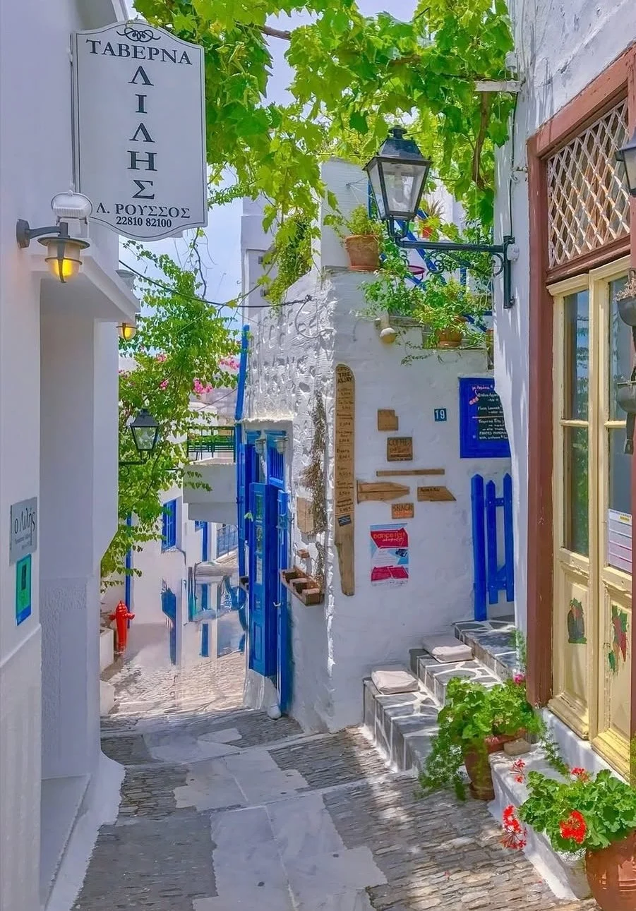 Syros street