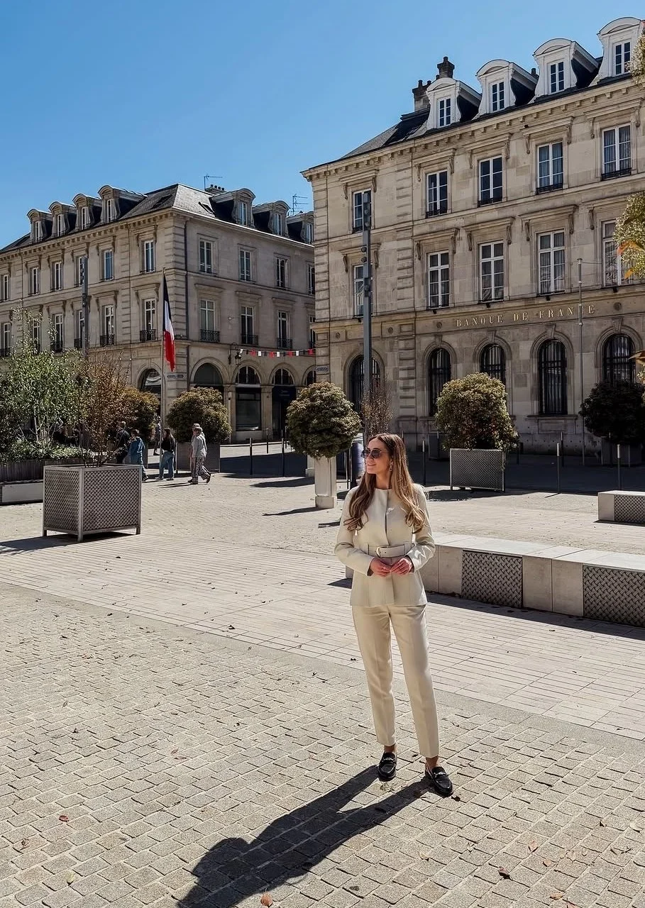 reims wine village